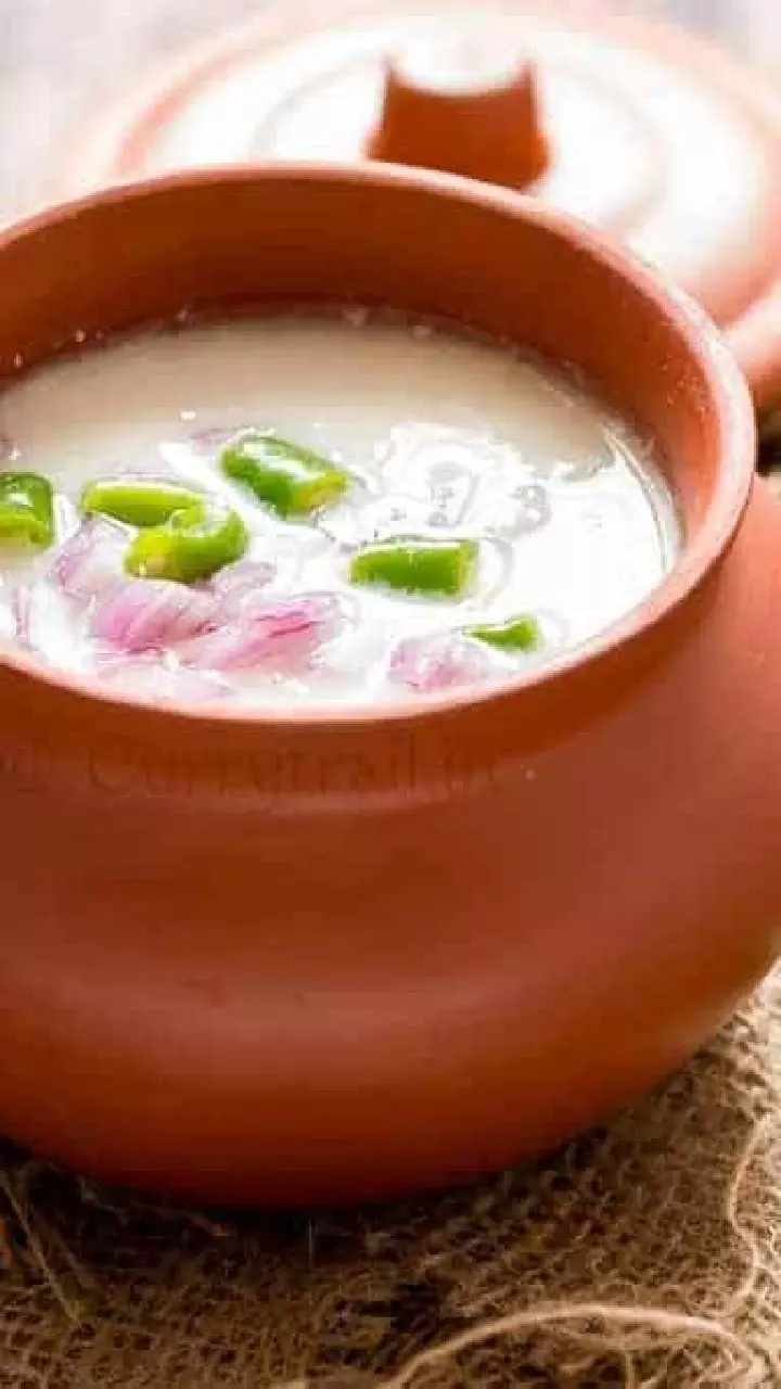 Rice Water: గంజి నీళ్లను పారబోస్తున్నారా? ఇవి తాగితే శరీరంలో జరిగే వింతలు ఇవే Rice Water: గంజి నీళ్లను పారబోస్తున్నారా? ఇవి తాగితే శరీరంలో జరిగే వింతలు ఇవే