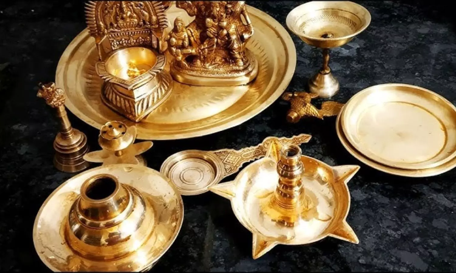 Clean Brass Pooja Items Clean Brass Pooja Items