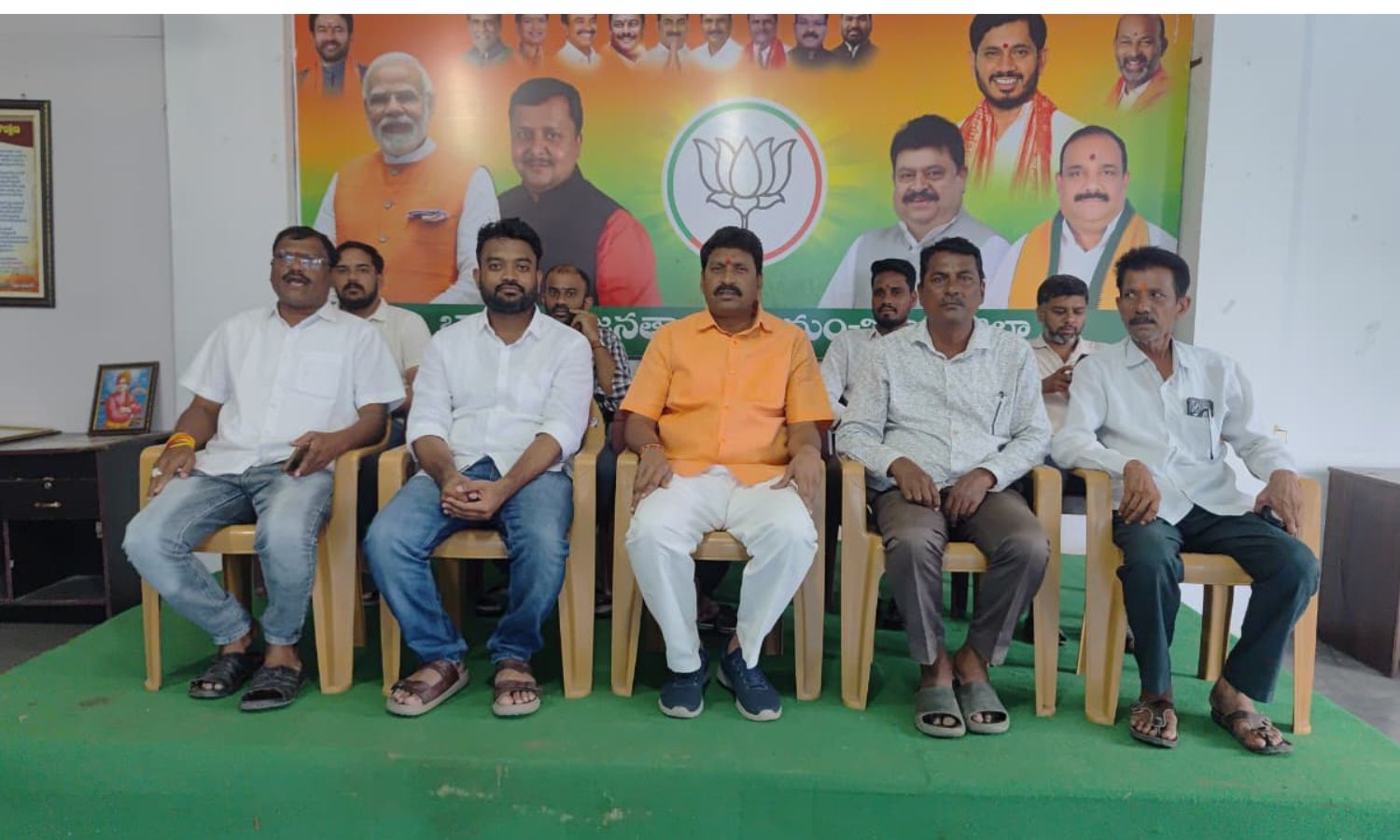 మంచిర్యాలలో కొత్త పెన్షన్లకై డిమాండ్ బీజేపీ ధ్వజం