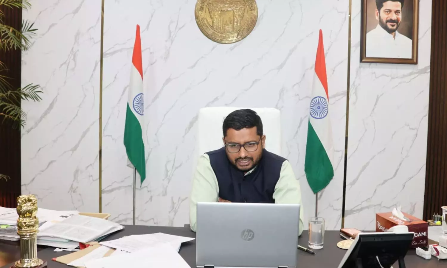 ఏకరూప దుస్తుల తయారీ వేగవంతం చేయాలి ఏకరూప దుస్తుల తయారీ వేగవంతం చేయాలి