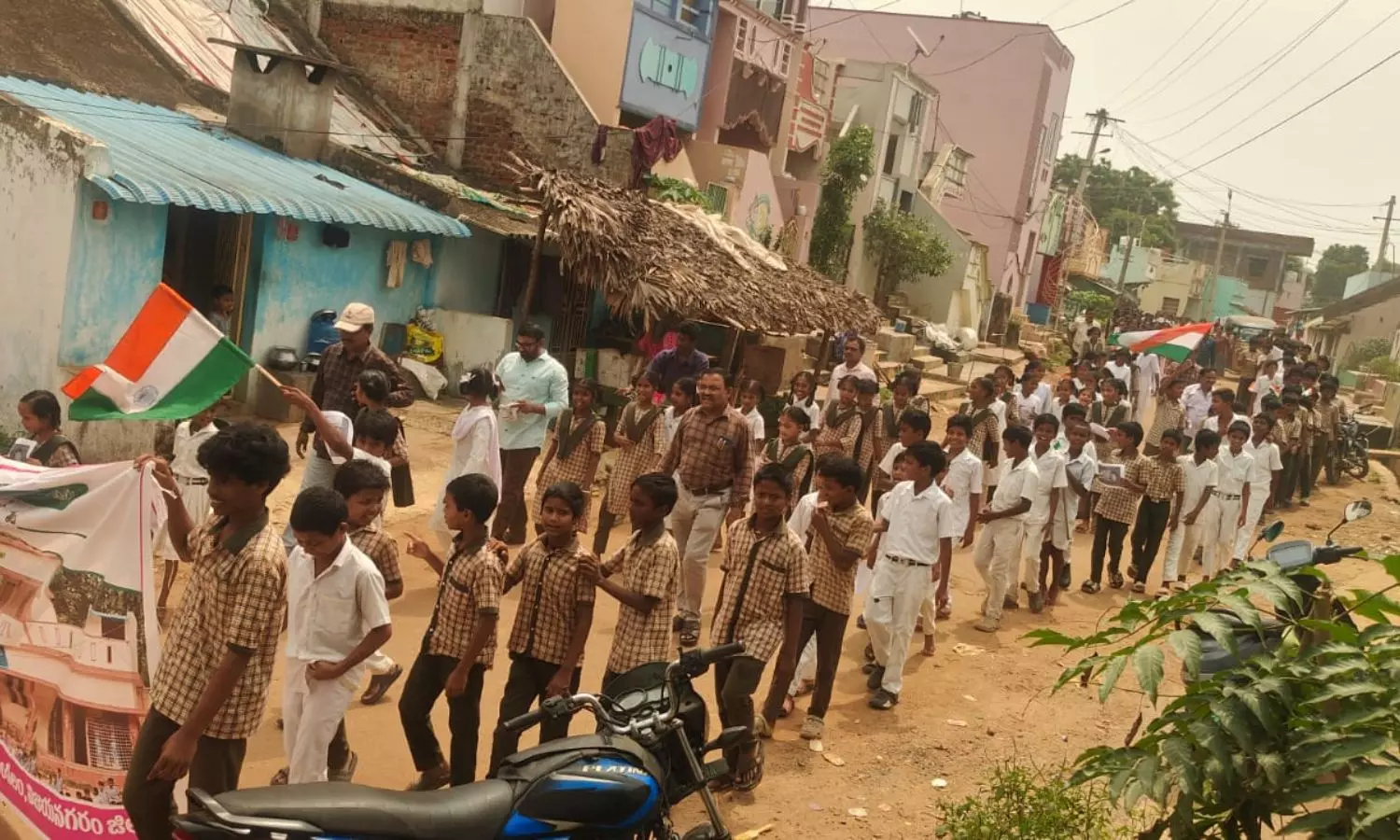 Thettangi Thettangi