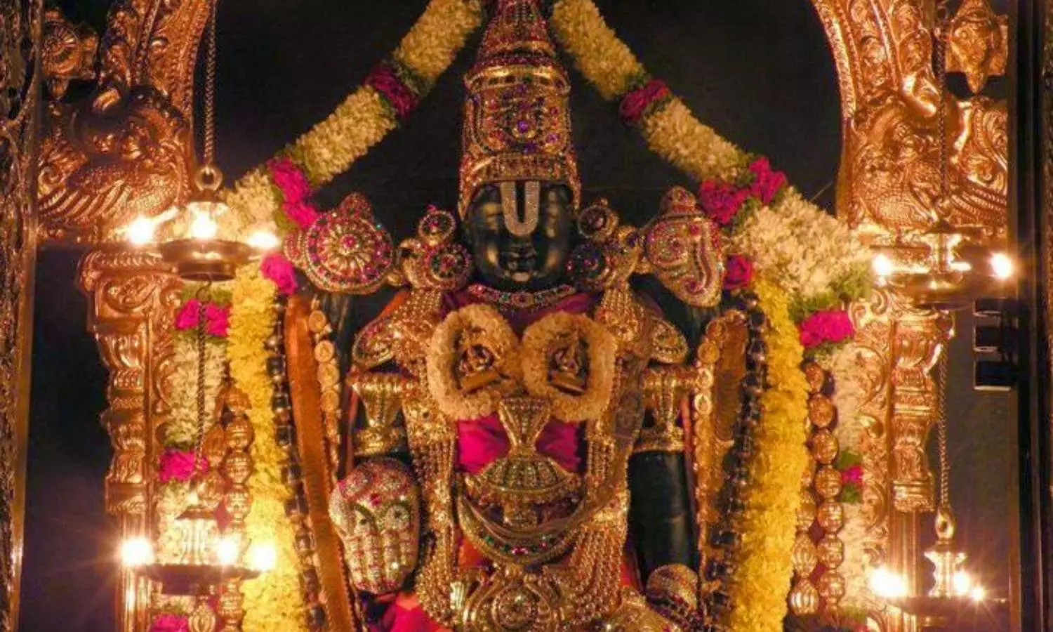 Tirumala Darshan: శ్రీవారిని ఇలా దర్శించుకుంటేనే... ఆ భాగ్యం కలుగుతుంది Tirumala Darshan: శ్రీవారిని ఇలా దర్శించుకుంటేనే... ఆ భాగ్యం కలుగుతుంది