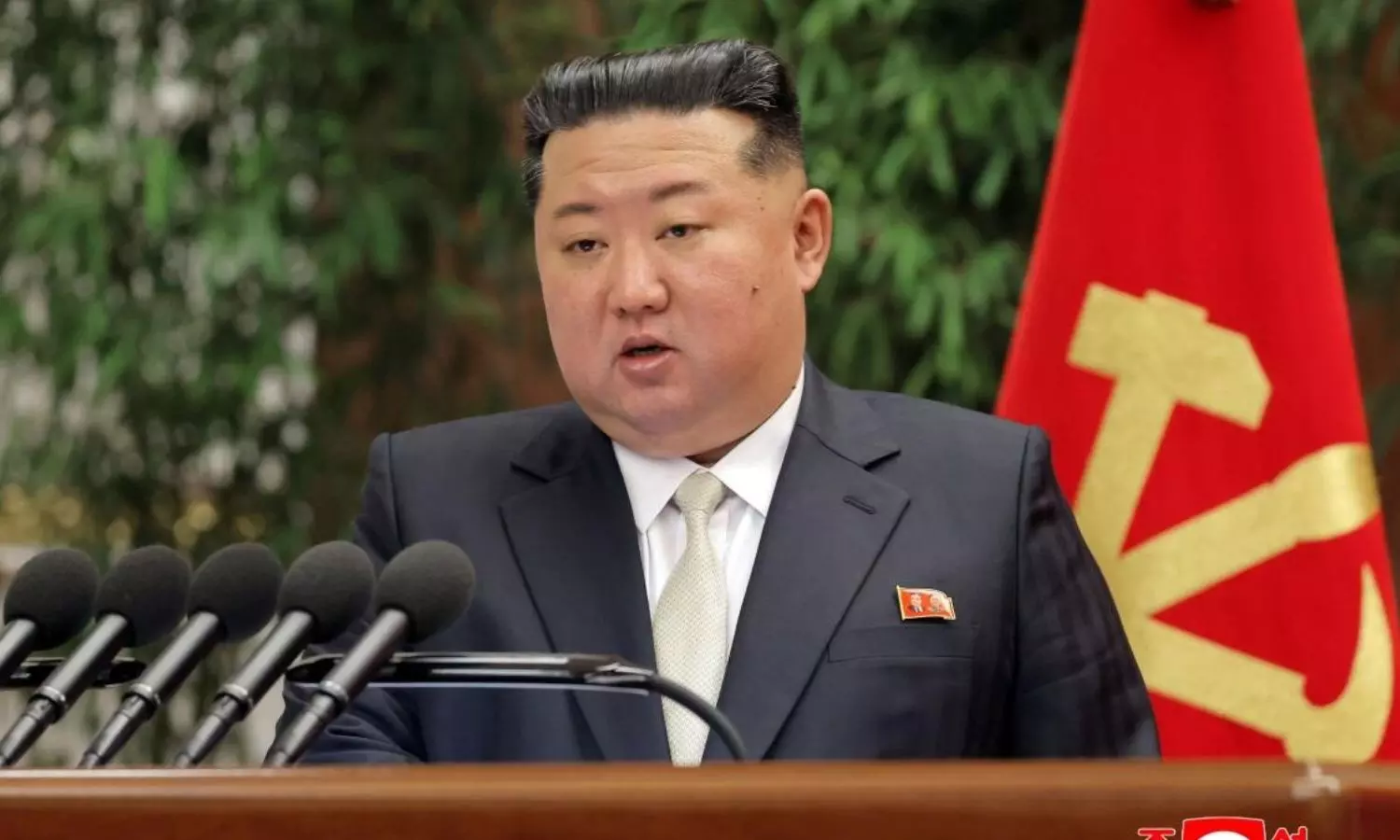North Korea: కిమ్ జోంగ్ ఉన్కు భారీ జాక్పాట్... నార్త్ కొరియా ఖాతాలో 22 బిలియన్ డాలర్లు North Korea: కిమ్ జోంగ్ ఉన్కు భారీ జాక్పాట్... నార్త్ కొరియా ఖాతాలో 22 బిలియన్ డాలర్లు