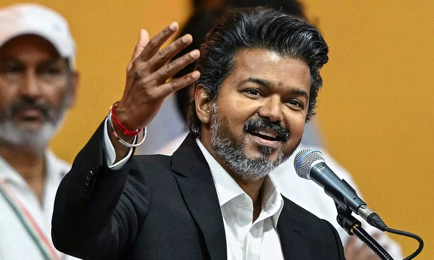 CM-Vijay CM-Vijay