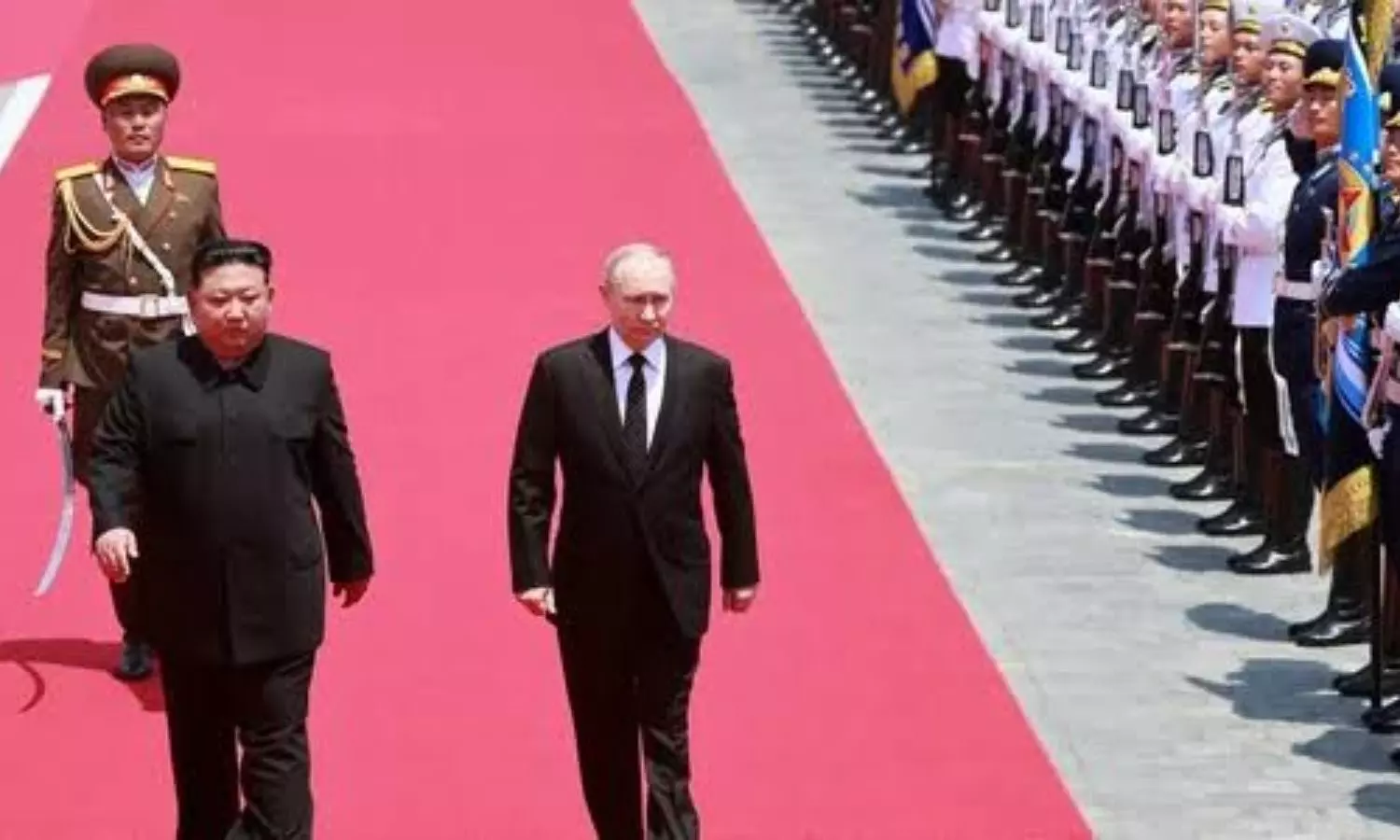 Russia-Ukraine War: రష్యా ఉక్రెయిన్‌ యుద్ధంలో సరికొత్త మిలటరీ ఆపరేషన్‌...రంగంలోకి నార్త్‌ కొరియా