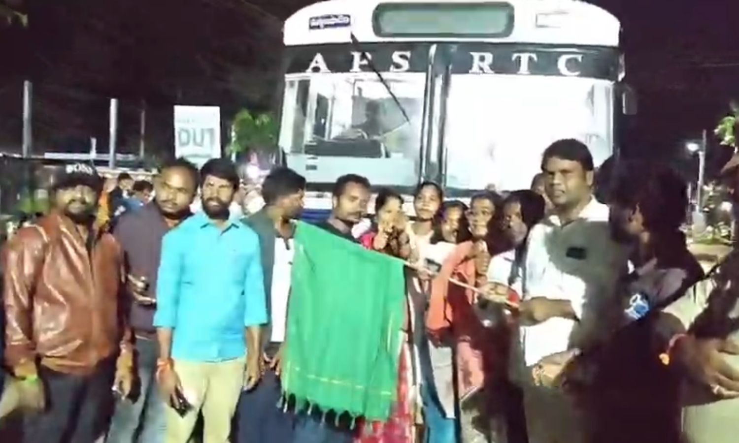 Marikavalasa: మారికవలస బాలుర పాఠశాల సాధన ఫలించిన ఆ