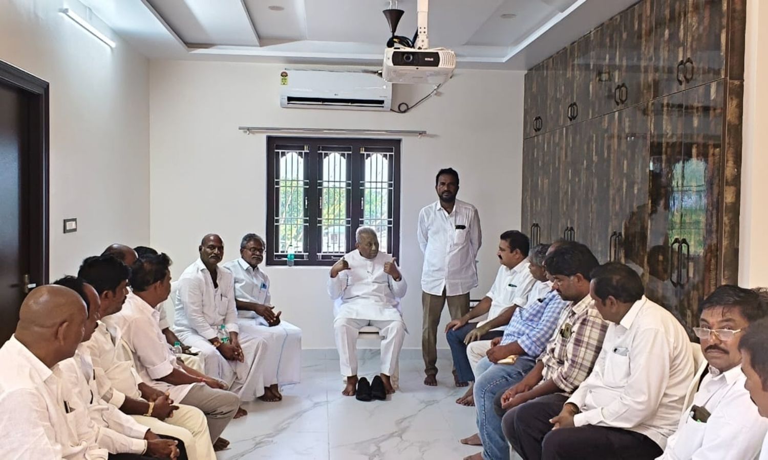 Marripadu: వైఎస్సార్‌సీపీ కన్వీనర్ గృహ ప్రవేశానికి