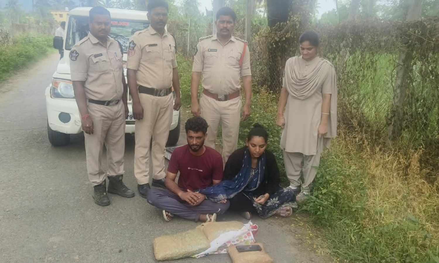 Anakapalli: వి.మాడుగులలో 5 కేజీల గంజాయి స్వాధీనం ఇ