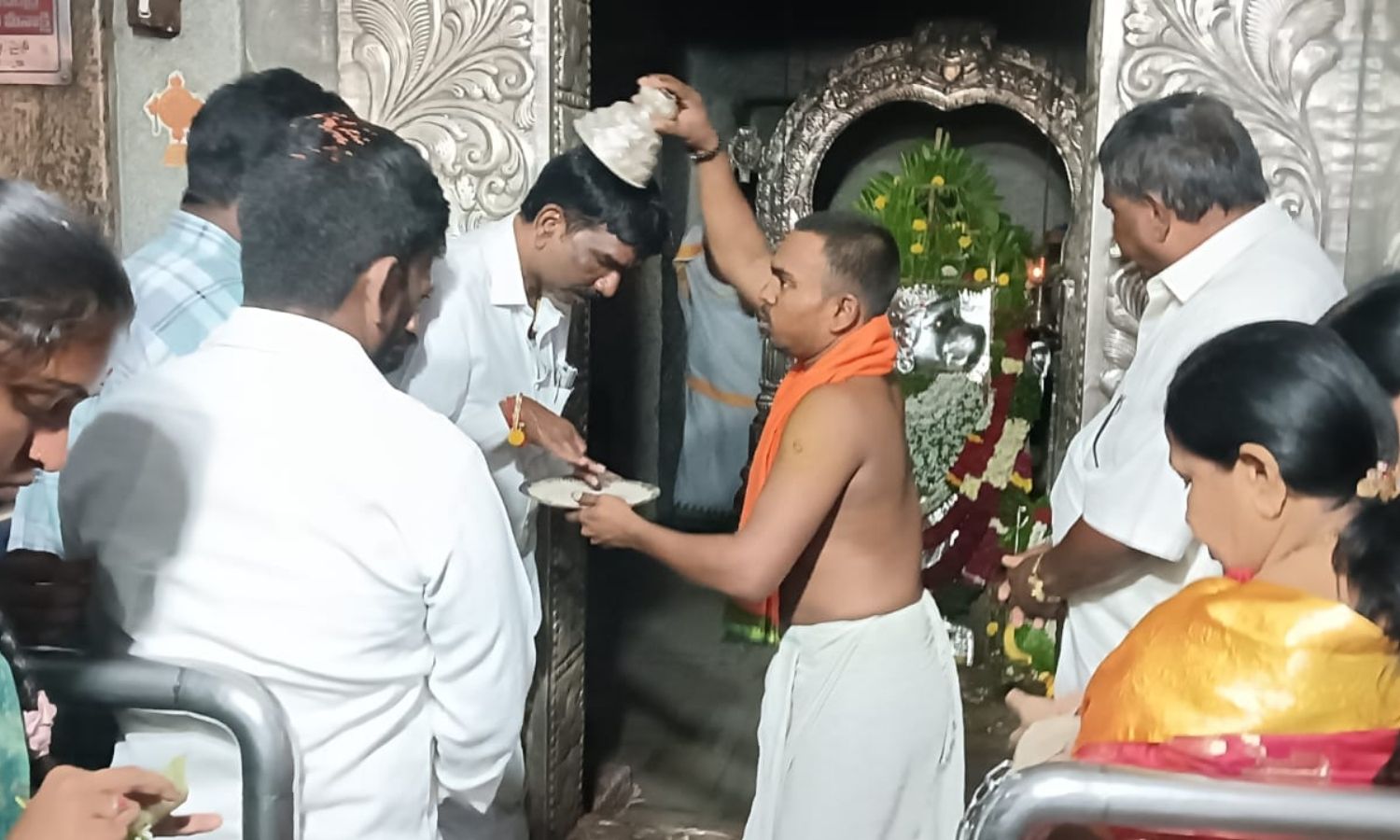 Gadwal: గద్వాలలో జనసేన ఇన్‌చార్జి బాసు చిన్న తిమ్మ