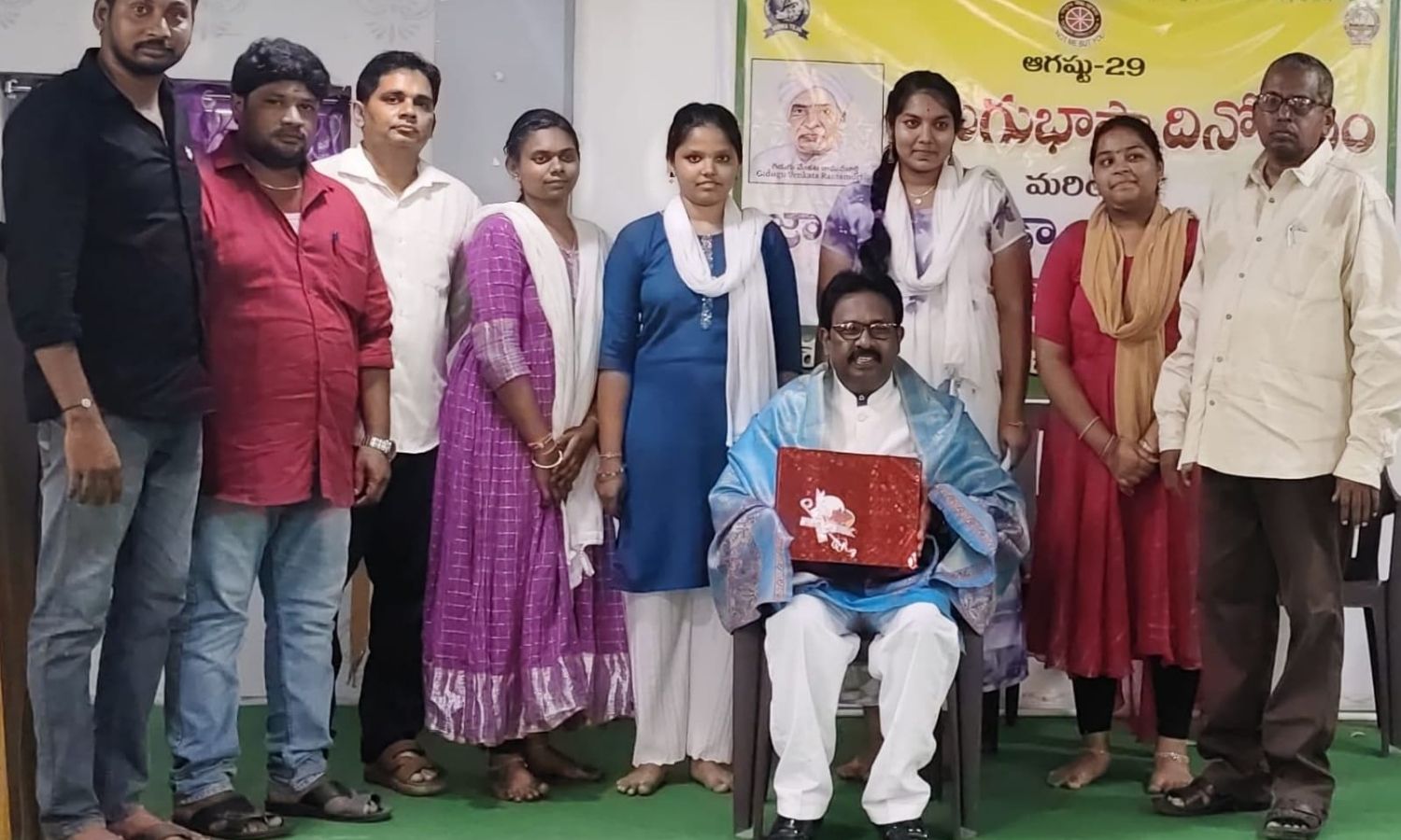 Penugonda: విశ్వతేజ డిగ్రీ కళాశాలలో ఘనంగా తెలుగు భ