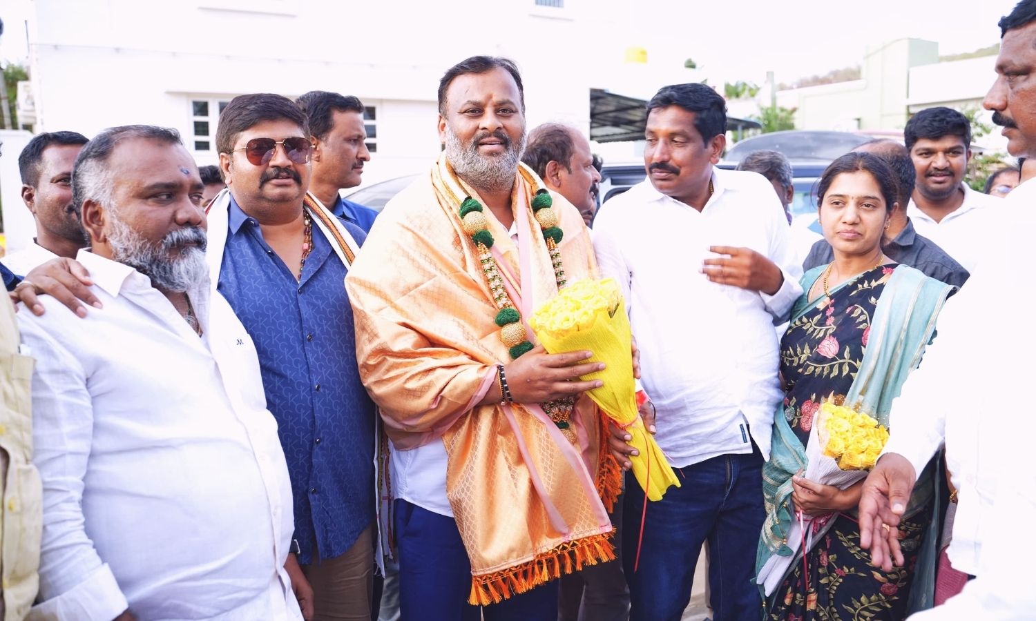 Puthalapattu: గృహప్రవేశ వేడుకల్లో పాల్గొన్న మంత్రి