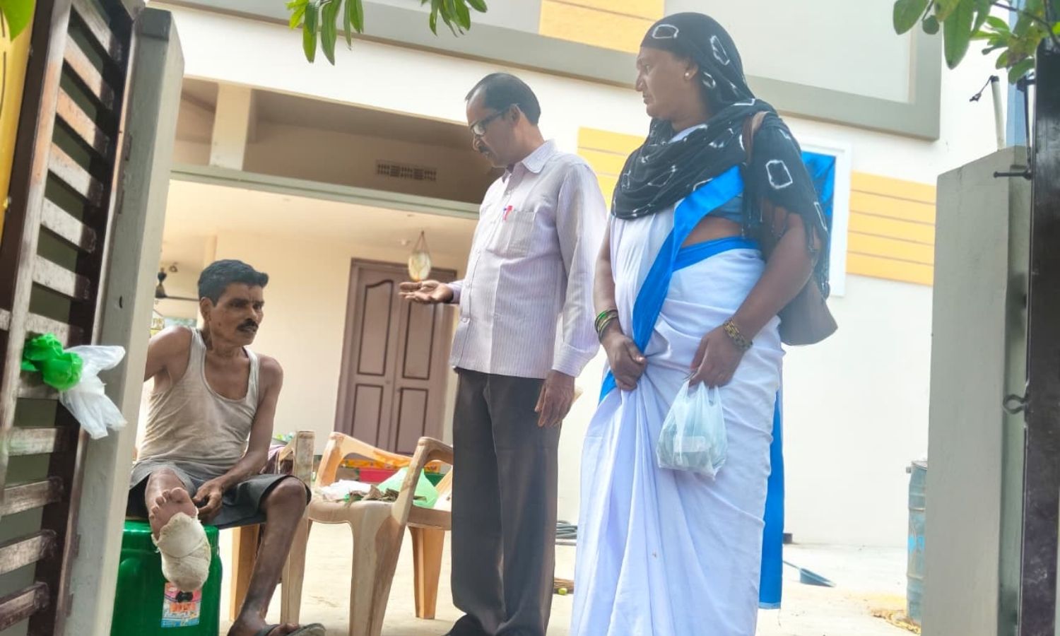 Penumantra: మార్టేరులో వైద్య ఆరోగ్యశాఖ ఇంటింటి జ్వ