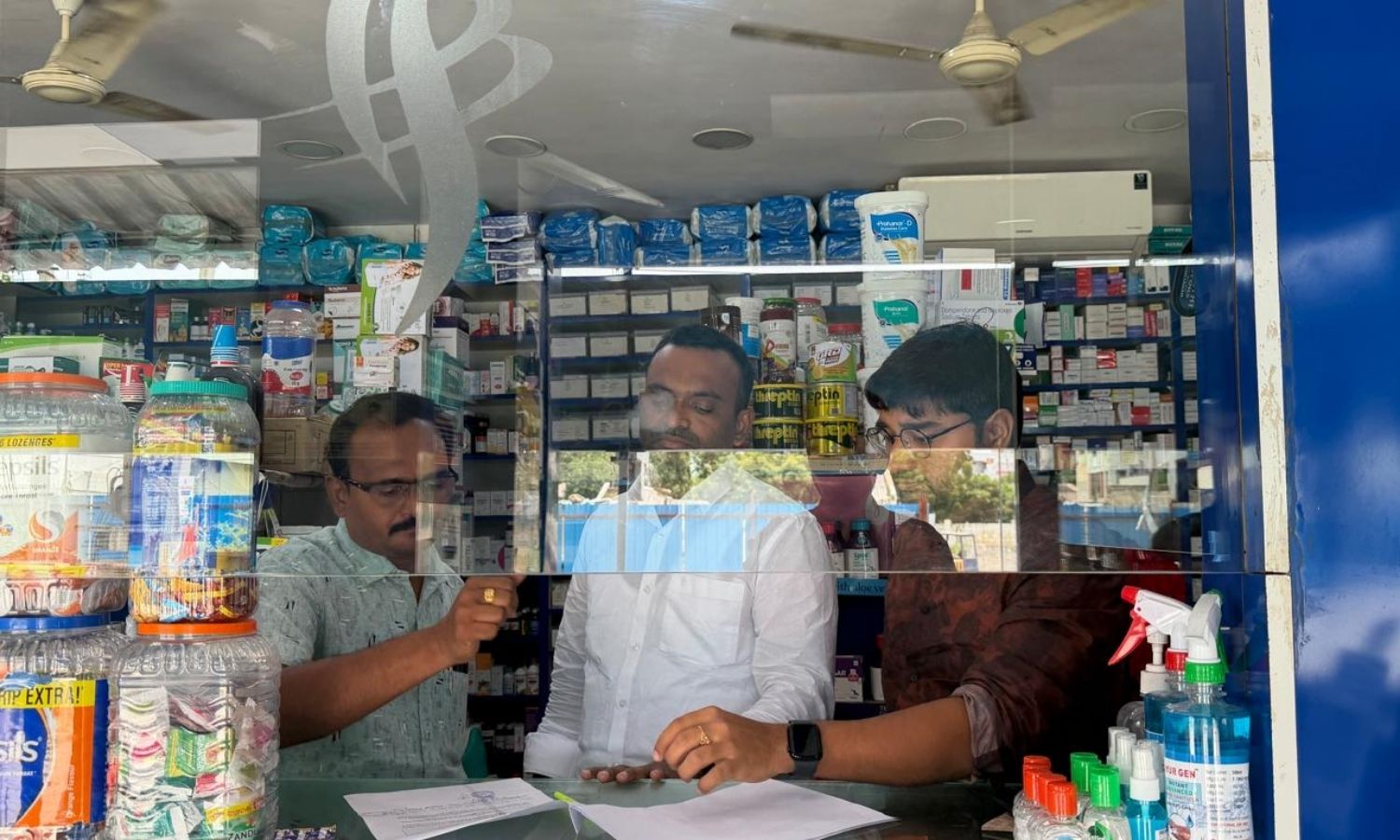 Karimnagar: ప్రిస్క్రిప్షన్ లేకుండా మత్తు టాబ్లెట్