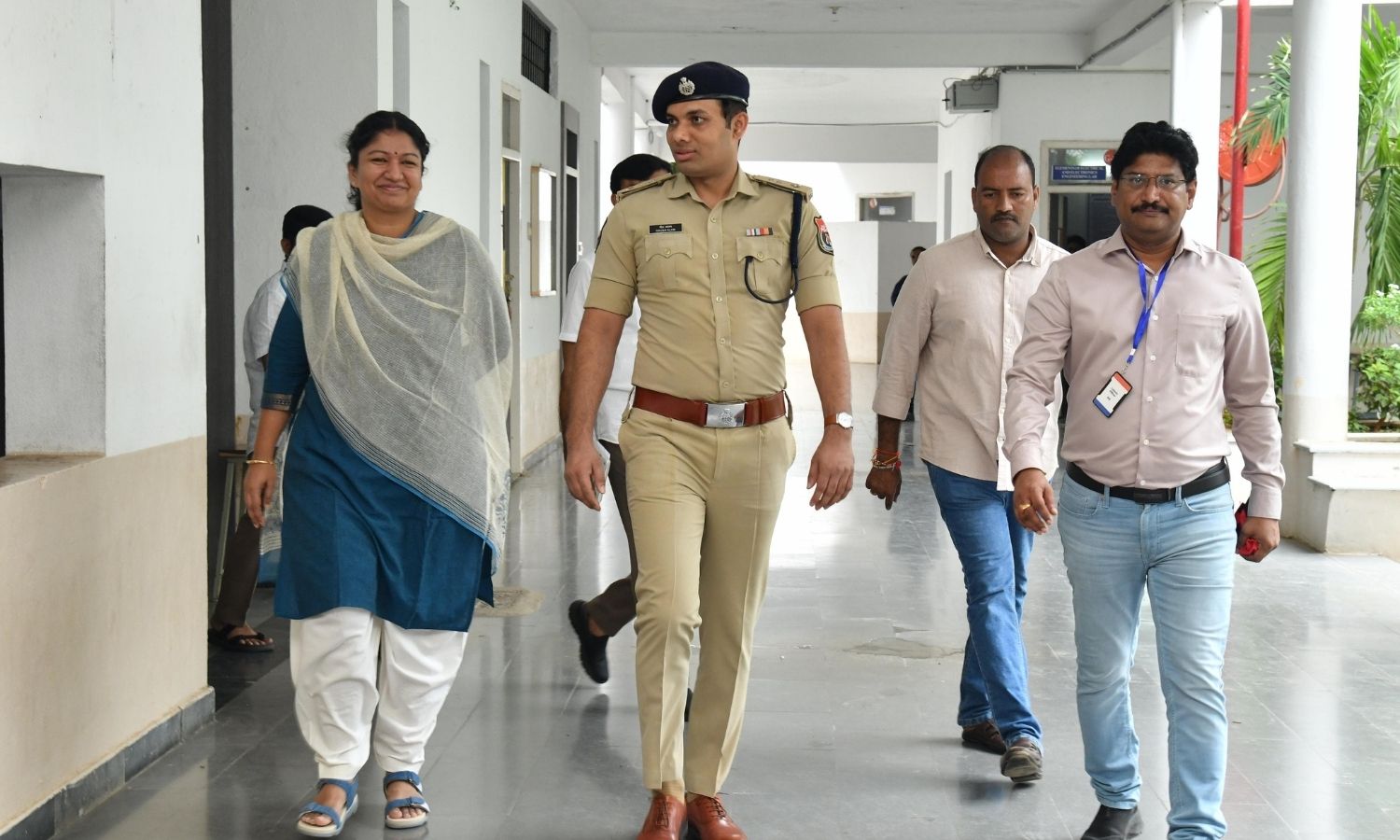 Karimnagar: కరీంనగర్‌లో ప్రశాంతంగా నీట్ పీజీ పరీక్