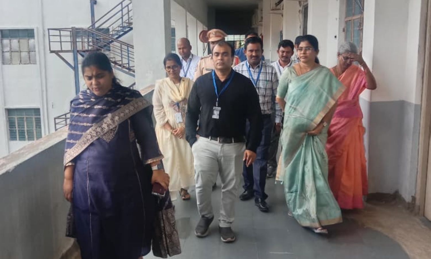 Warangal: వరంగల్ జిల్లాలో ప్రశాంతంగా నీట్ పీజీ-202