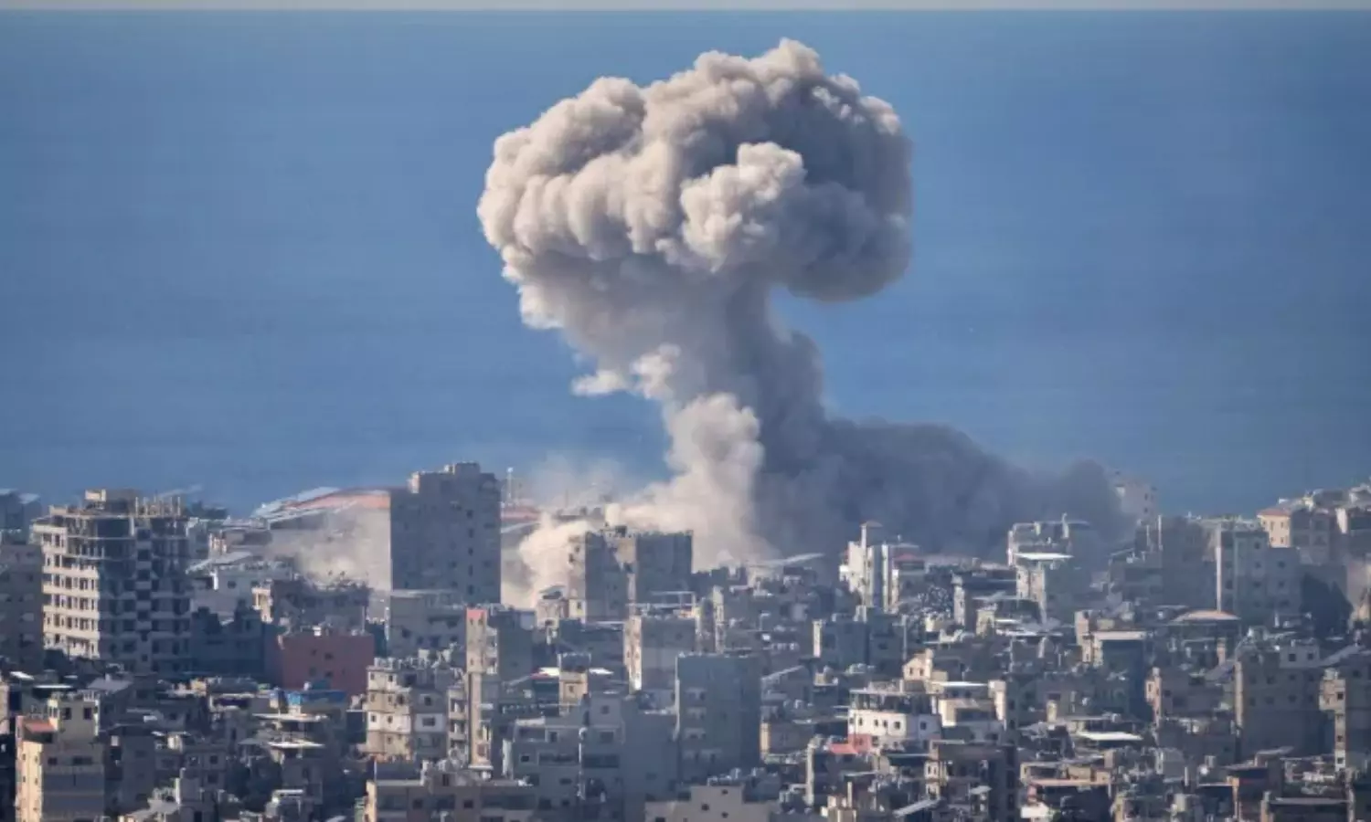 US-Iran Conflict : మళ్లీ రగులుకున్న మంటలు... మధ్యప్రాచ్యం మనుగడ కష్టమే US-Iran Conflict : మళ్లీ రగులుకున్న మంటలు... మధ్యప్రాచ్యం మనుగడ కష్టమే