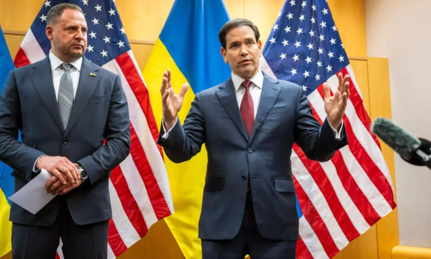 Russia Ukraine War: అమెరికా ప్రయత్నాలు ఫలిస్తాయా... యూరప్‌లో శాంతి నెలకొంటుందా?