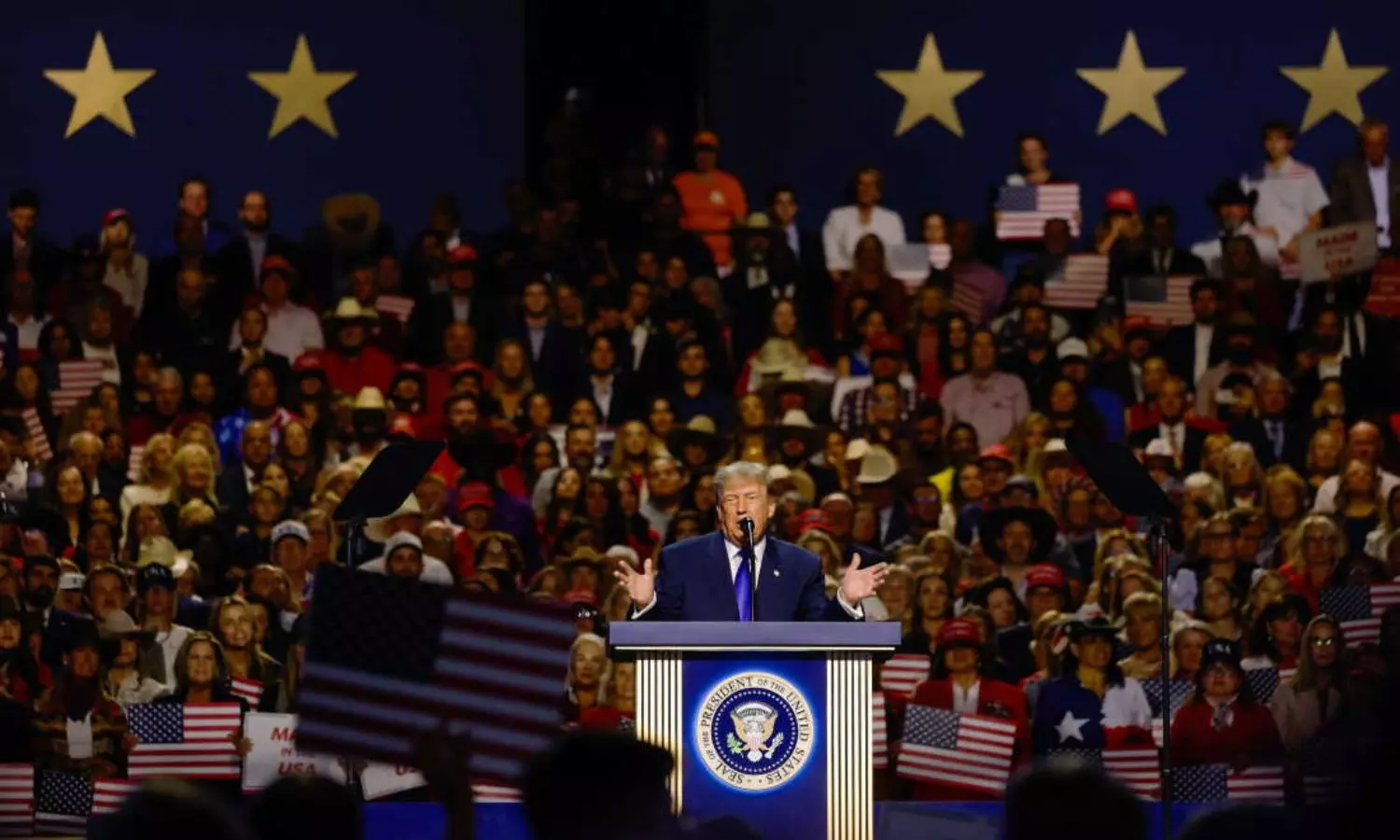 Trump Promise: ట్రంప్‌ ఎన్నికల హామీః అమెరికన్ల కోసం 1.3 ట్రిలియన్‌ డాలర్లు... ఎలా సాధ్యమౌతుంది?