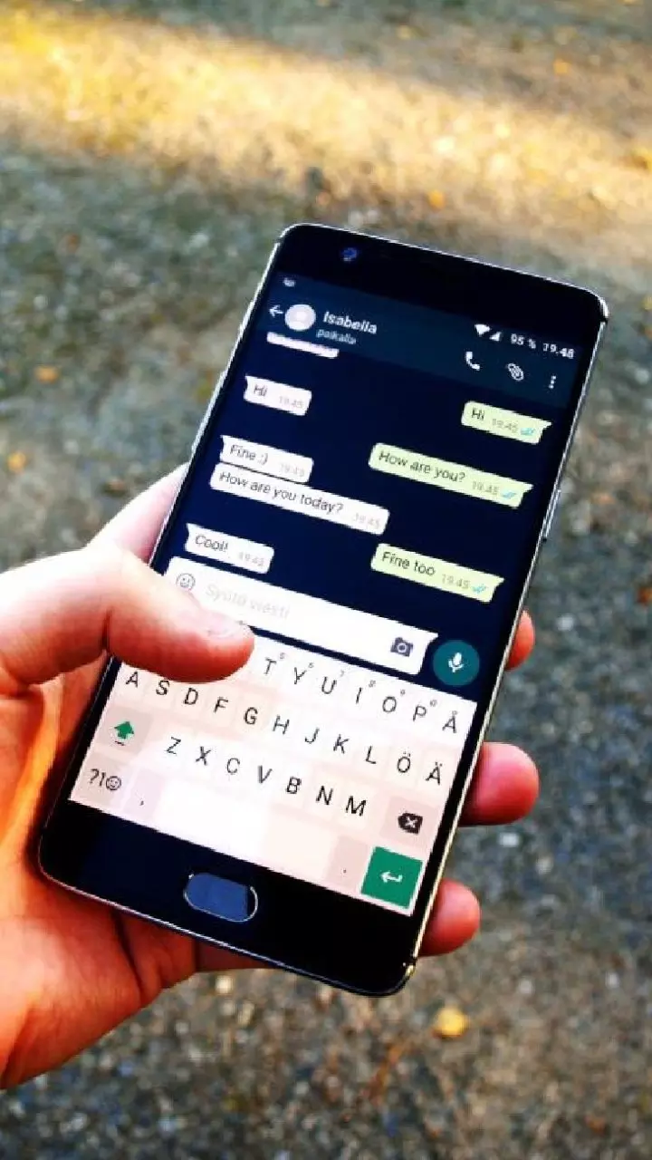 WhatsApp: ఆండ్రాయిడ్, ఐఫోన్‌లో డిలీట్ అయిన వాట్సాప్ చాట్స్ ఇలా క్షణాల్లో రికవర్ చేయండి