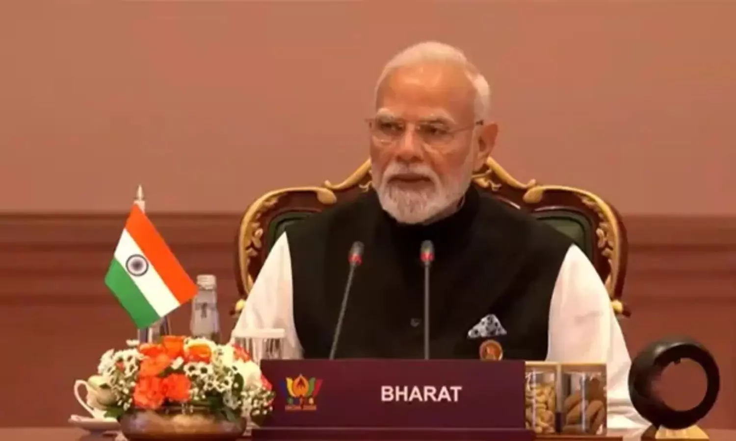 PM Modi: ప్రపంచ సమస్యలకు బ్రిక్స్ దేశాలు పరిష్కారం చూపాలి.. దిల్లీ సదస్సులో ప్రధాని మోదీ పిలుపు PM Modi: ప్రపంచ సమస్యలకు బ్రిక్స్ దేశాలు పరిష్కారం చూపాలి.. దిల్లీ సదస్సులో ప్రధాని మోదీ పిలుపు