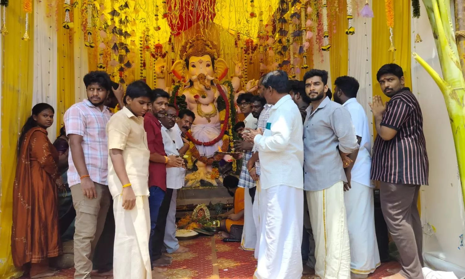 Kaluru Kaluru