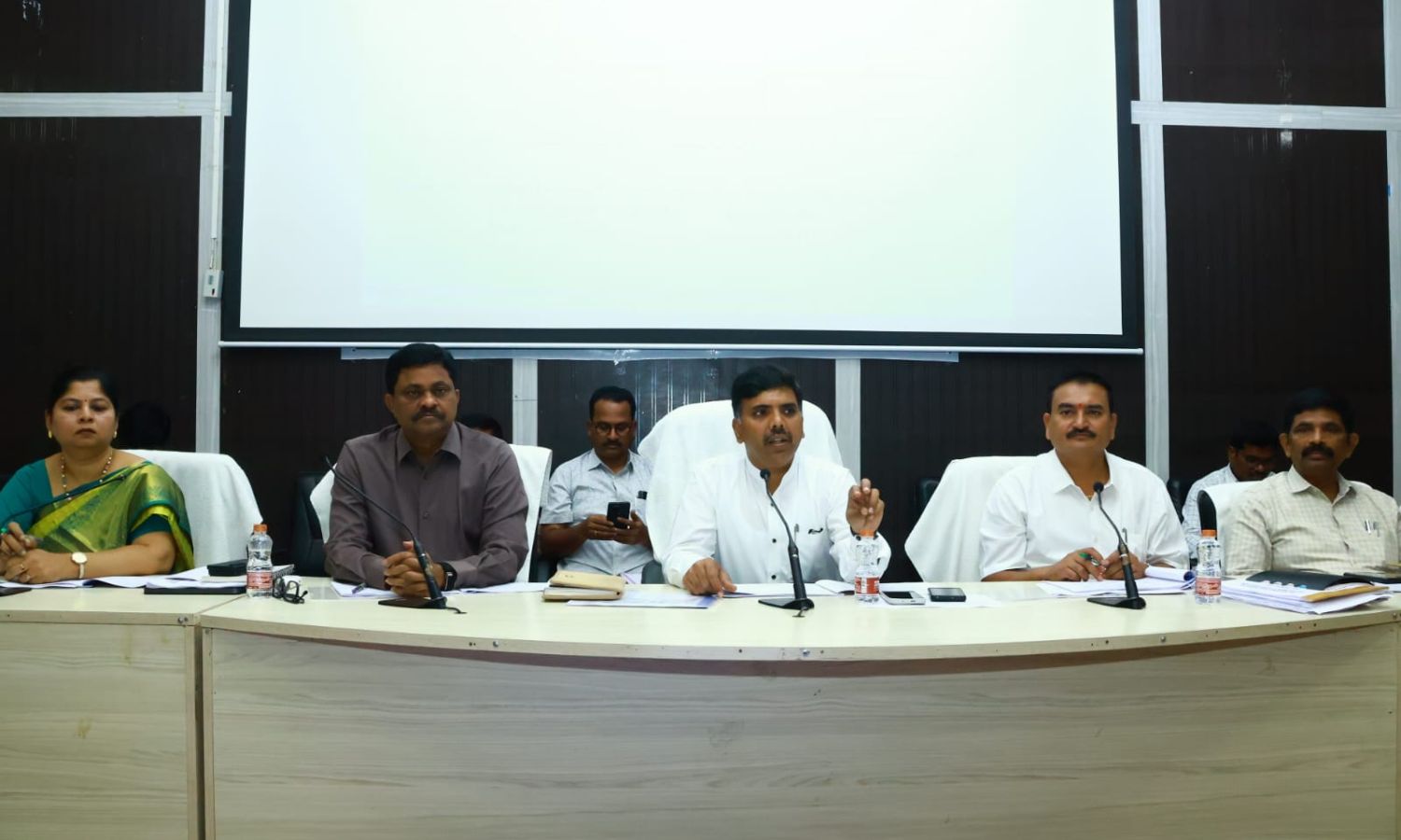 Nalgonda: ఖరీఫ్ ధాన్యం సేకరణను విజయవంతం చేయాలి: కల