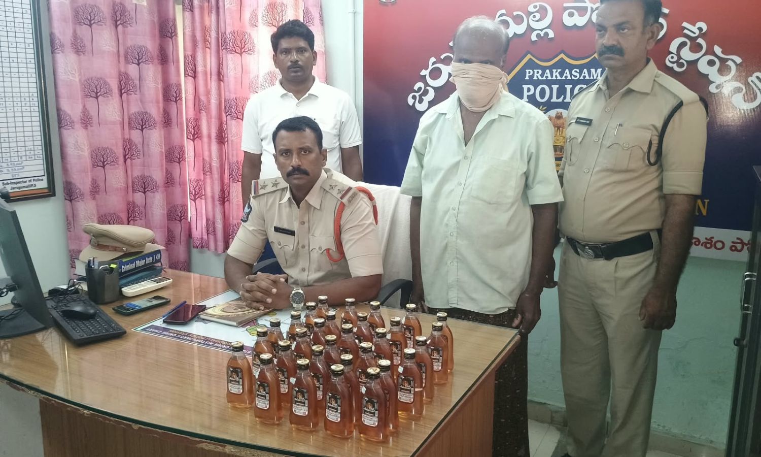 Jarugumalli: బిట్రగుంటలో అక్రమ మద్యం పట్టివేత: 30 