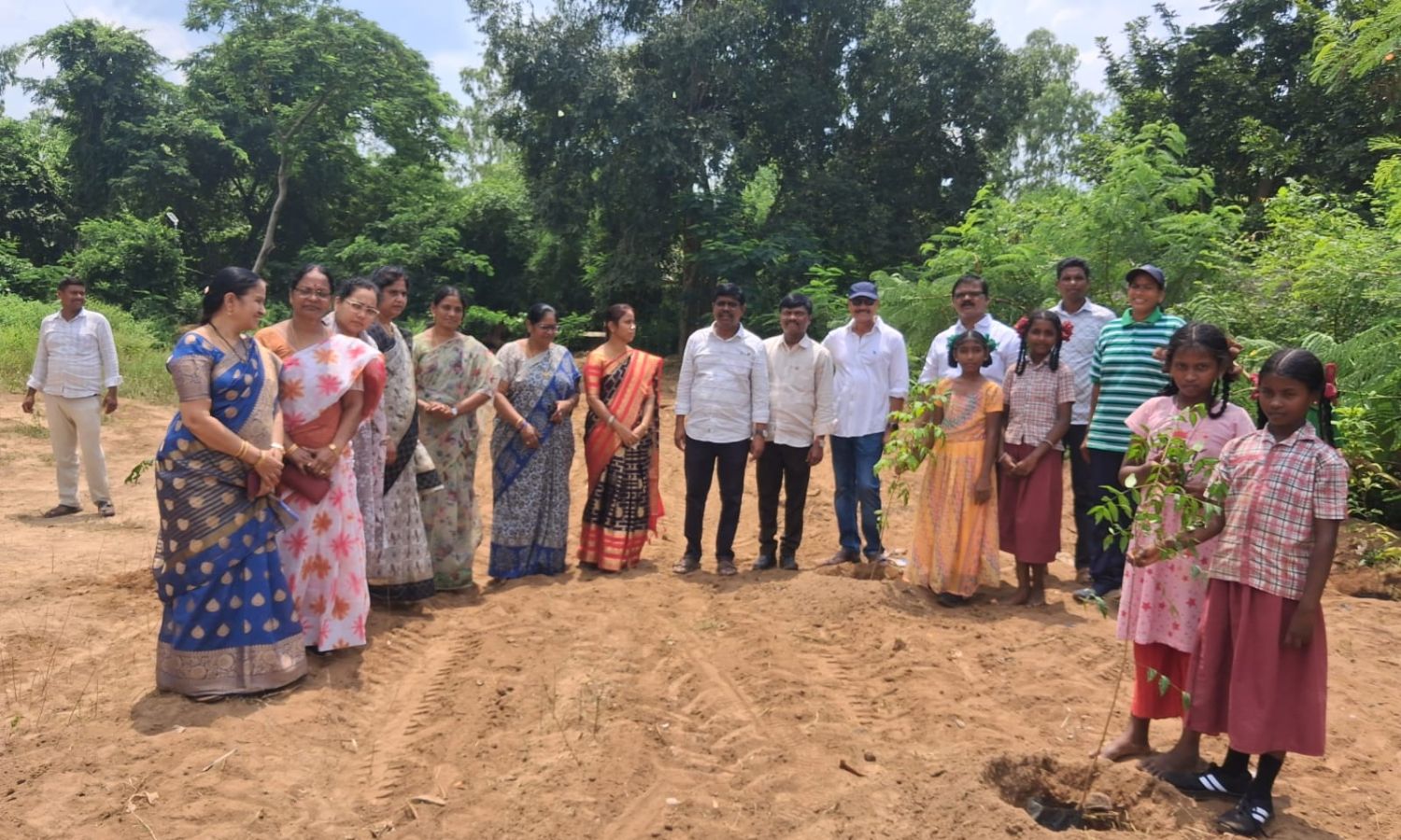 Sathupalli: సత్తుపల్లిలో ఘనంగా ‘ఏక్ పేడ్ మా కే నామ