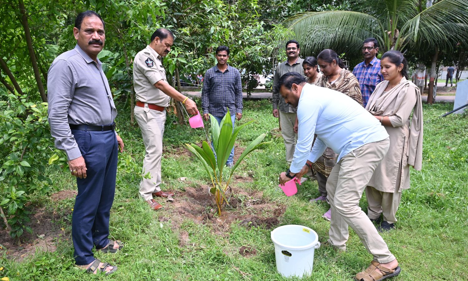Anakapalli: అనకాపల్లి ఎస్పీ ఆఫీసులో స్వర్ణాంధ్ర-స్