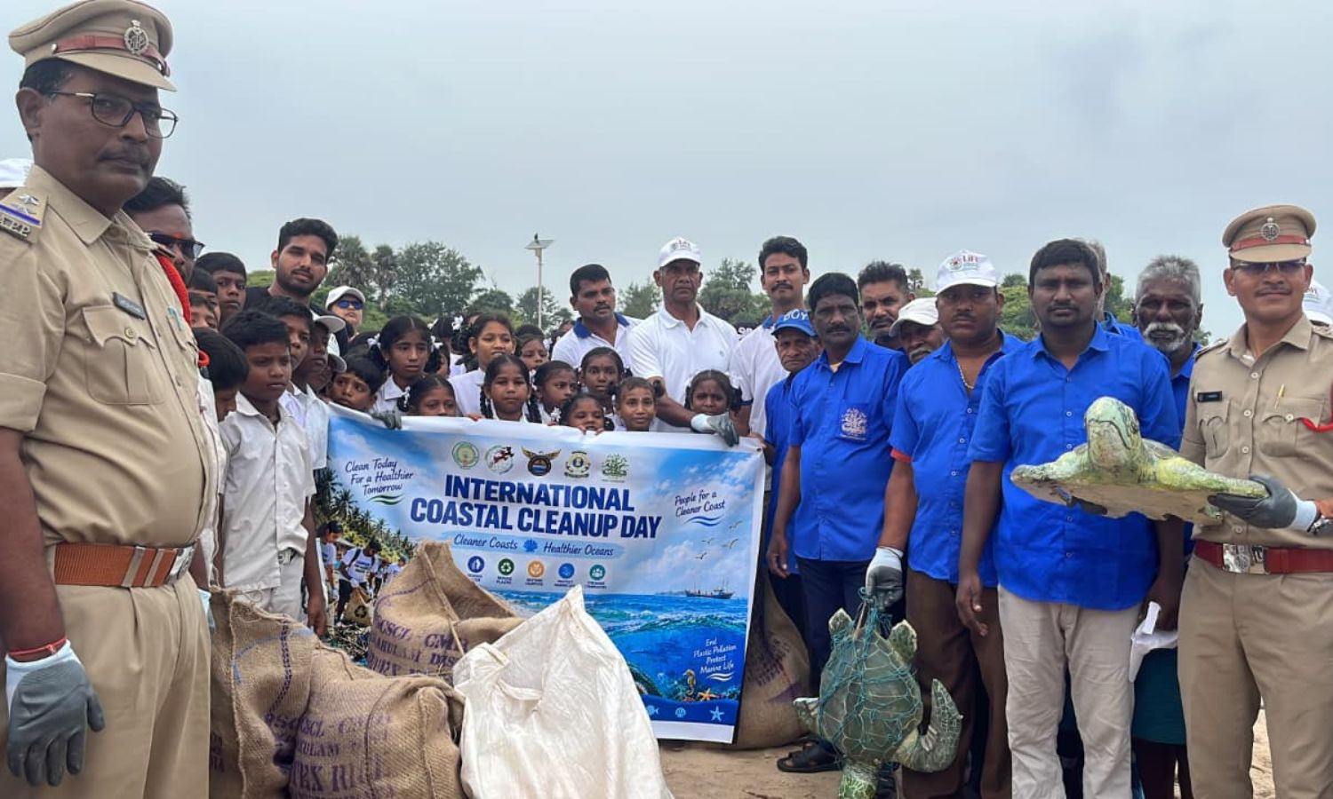 Sompeta: బారువ తీరంలో భారీ క్లీనింగ్ డ్రైవ్: 450 క