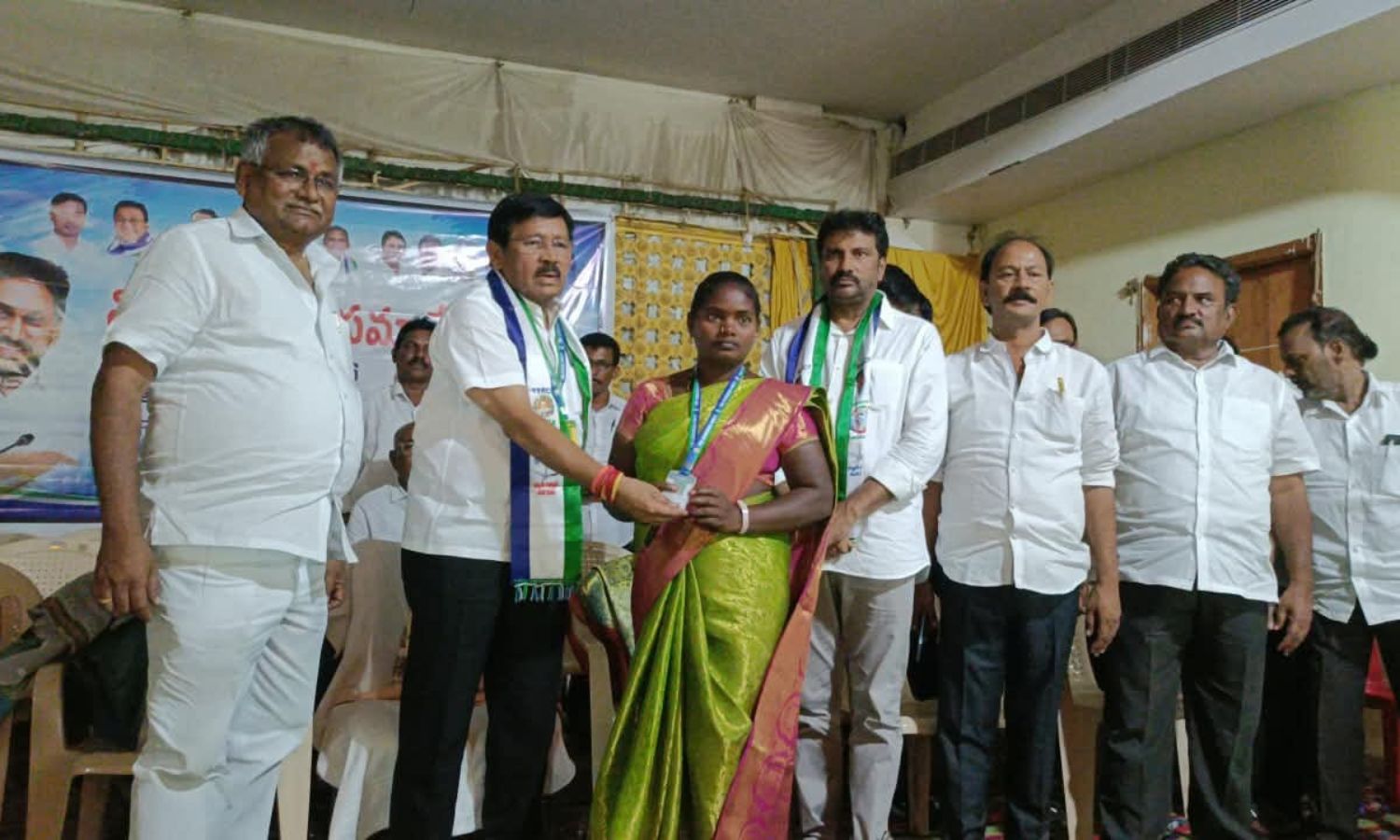Kaligiri: స్థానిక పోరులో వైఎస్సార్‌సీపీ గెలవాలి: మ