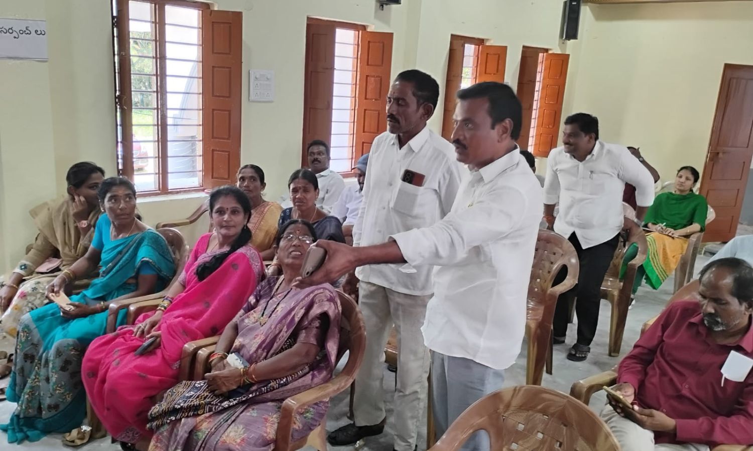 Peddapalli: ఓదెల మండల సమావేశంలో తాసిల్దార్ తీరుపై 