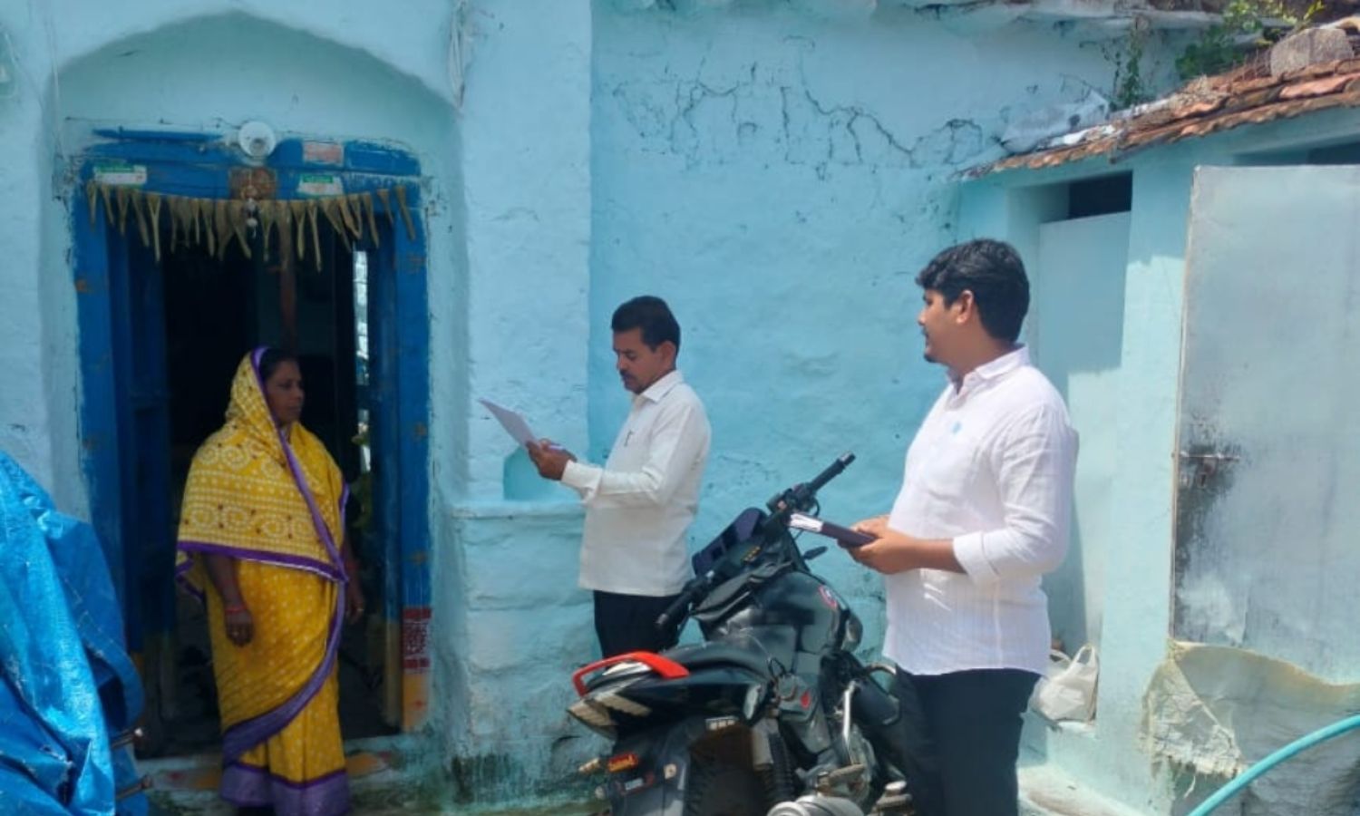 Borlam: బోర్లంలో చేయూత పెన్షన్ దరఖాస్తుల క్షేత్రస్