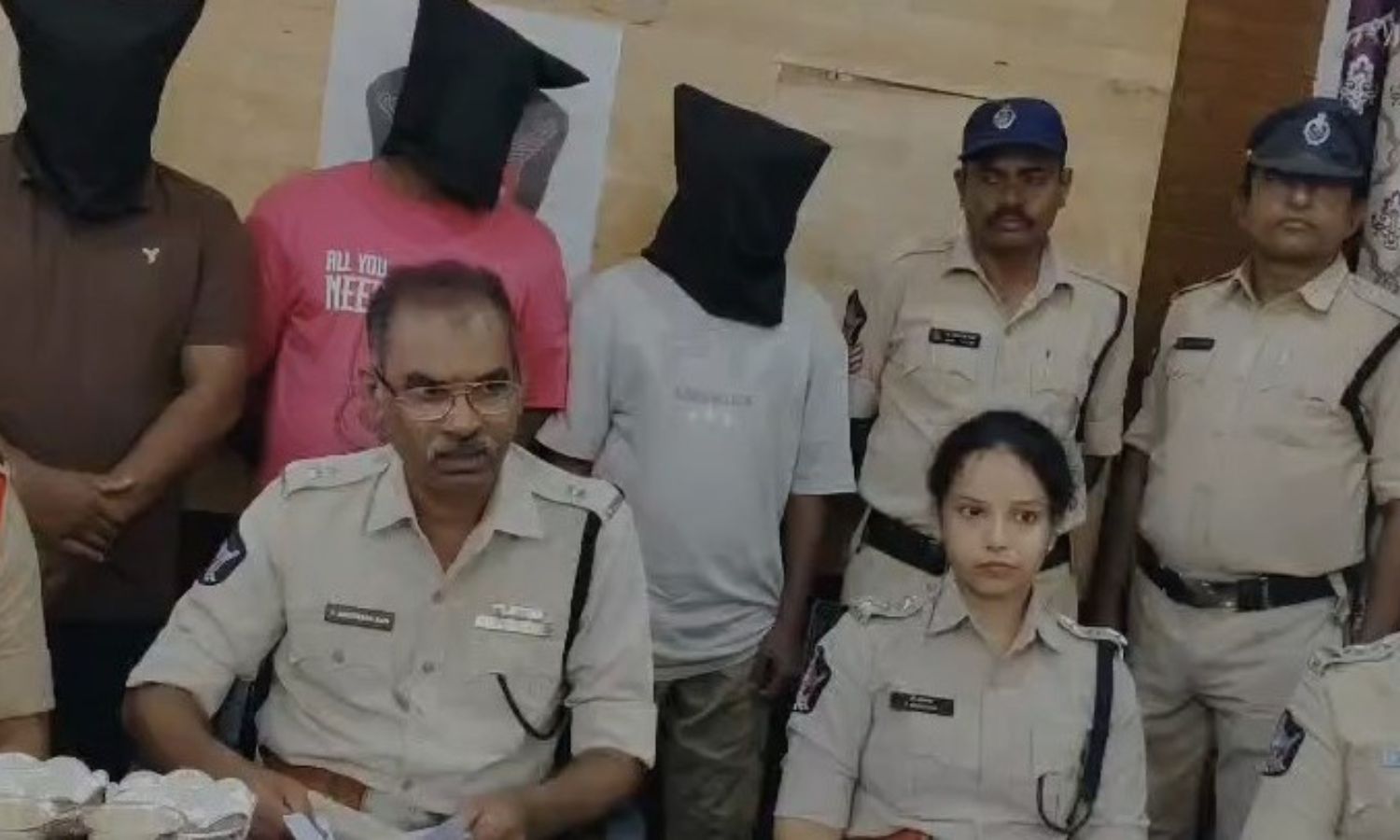 Srikakulam: శ్రీకాకుళంలో అంతర్రాష్ట్ర దొంగల అరెస్ట