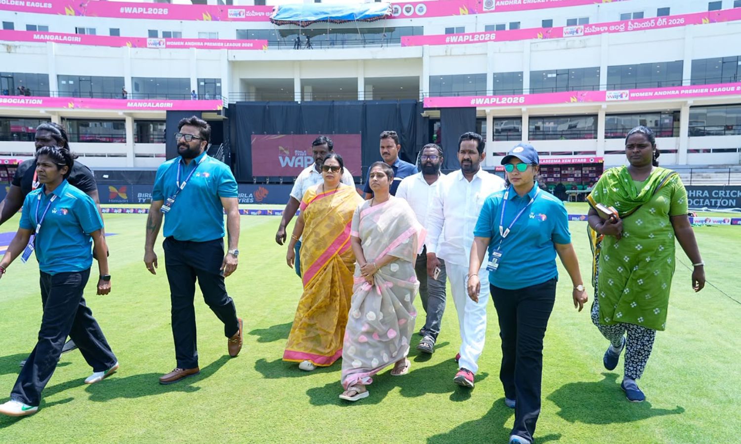 Mangalagiri: మంగళగిరిలో విమెన్ ఏపీఎల్ ప్రారంభం: ఎమ