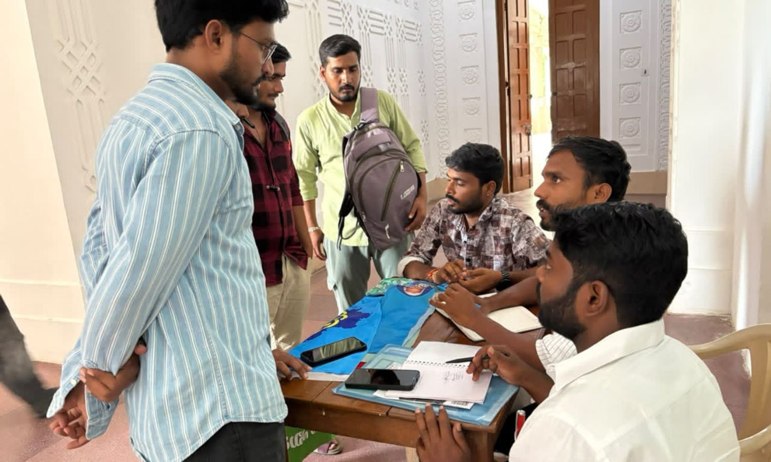 Tarnaka: ఓయూలో నూతన విద్యార్థుల కోసం వీఎస్‌జే హెల్