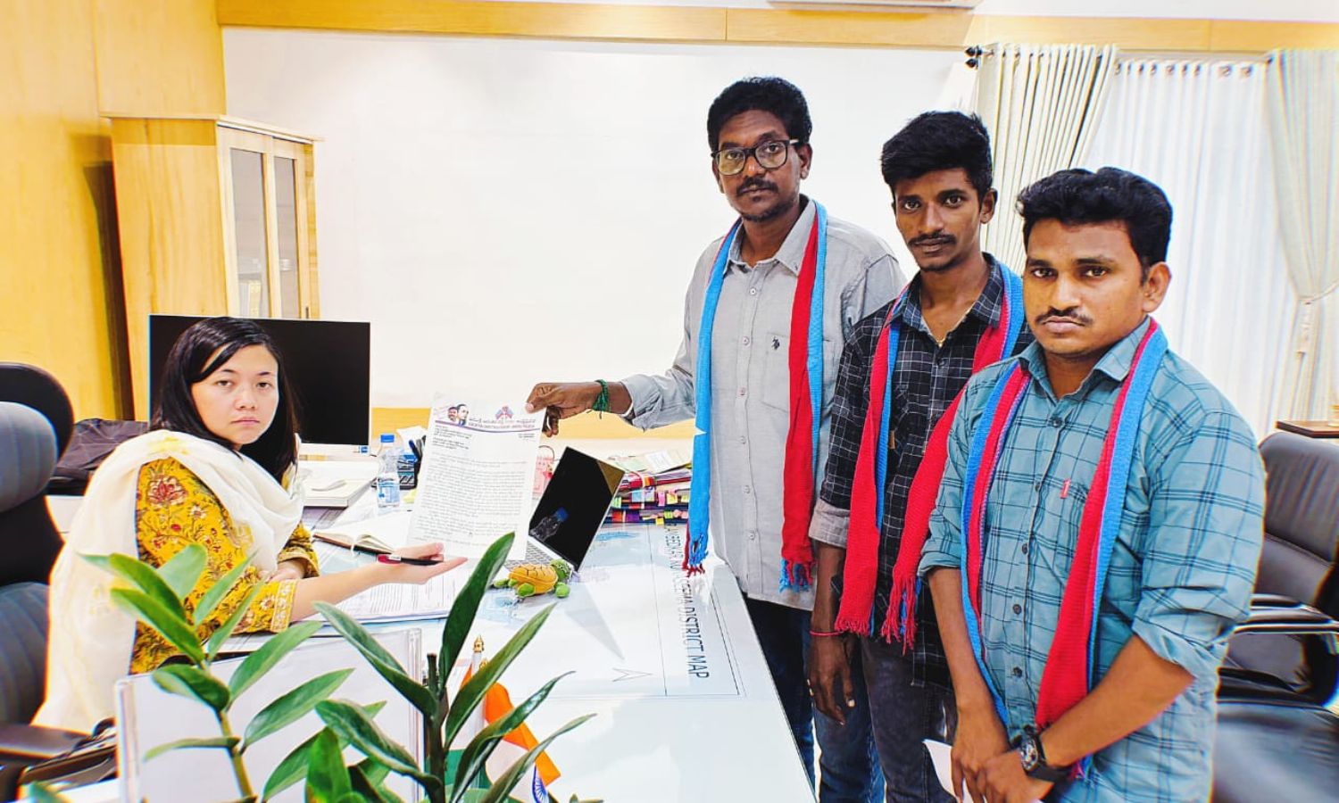 Amalapuram: అమలాపురం మున్సిపల్ ఓటర్ల జాబితాలో అక్ర