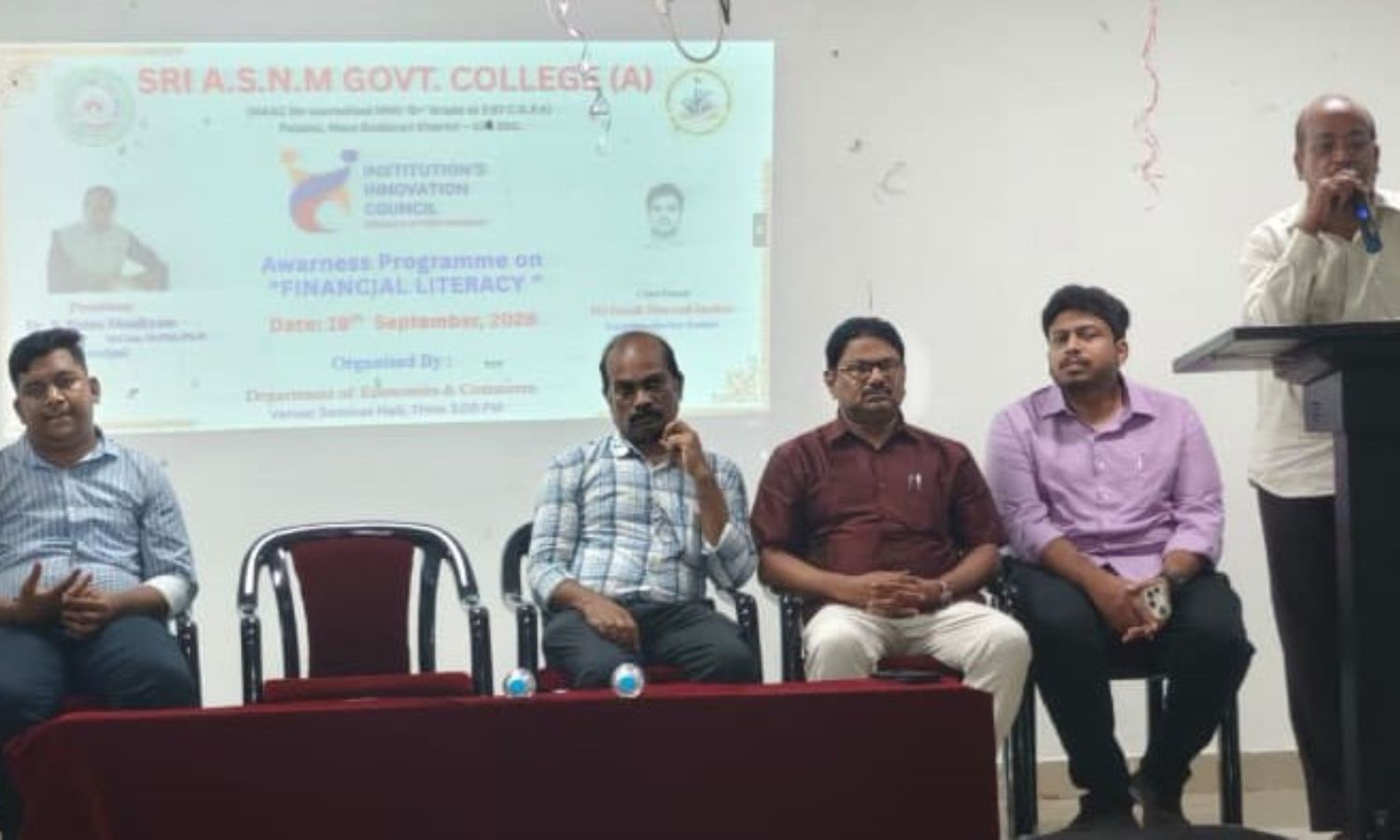 Palakollu: పాలకొల్లు డిగ్రీ కళాశాలలో ఆర్థిక అక్షరా