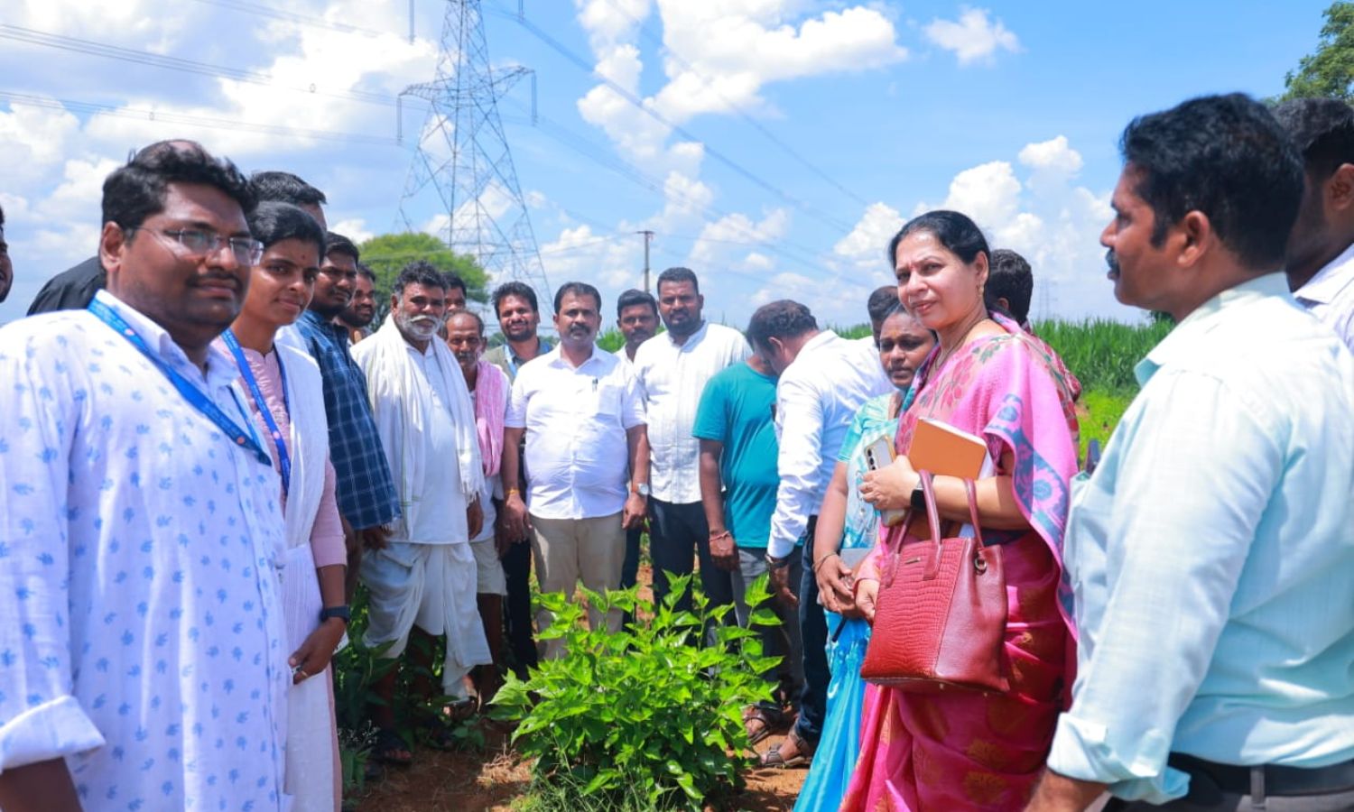 Kalwakurthy: ఎమ్మెల్యే కసిరెడ్డి సహకారంతో రైతులకు 