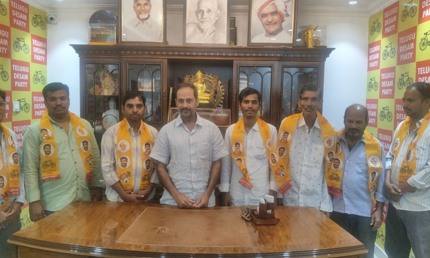 Kadiri: కదిరిలో వైసీపీని వీడి టీడీపీలో చేరిన మైనార