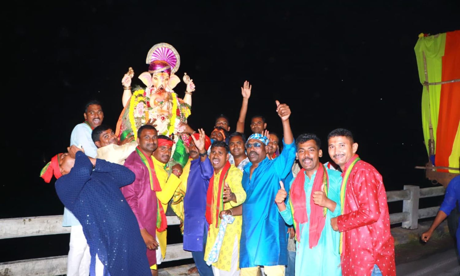 Sircilla: 17వ బెటాలియన్‌లో మట్టి గణపతి నిమజ్జనం ఘన