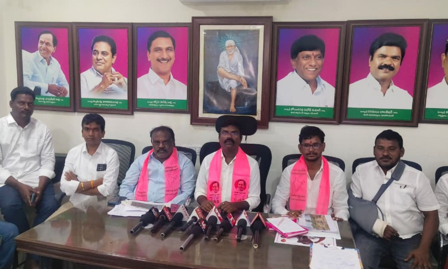 Karimnagar: తిమ్మాపూర్‌లో ఎమ్మెల్యే కవ్వంపల్లిపై ర