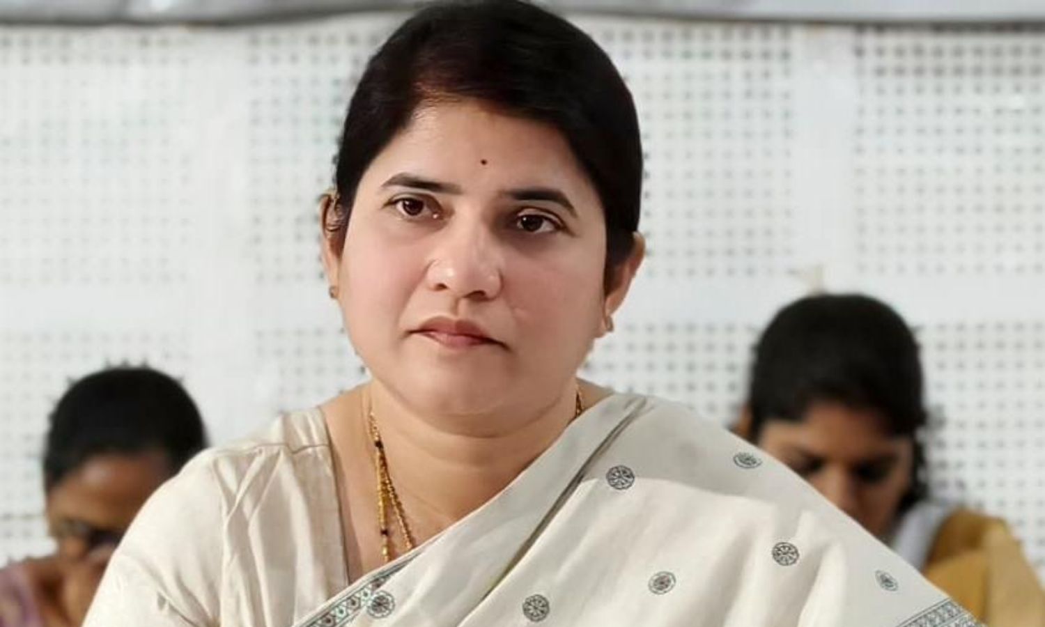 Nandyal: జిల్లా పరిషత్ ప్రత్యేక అధికారికంగా కలెక్ట