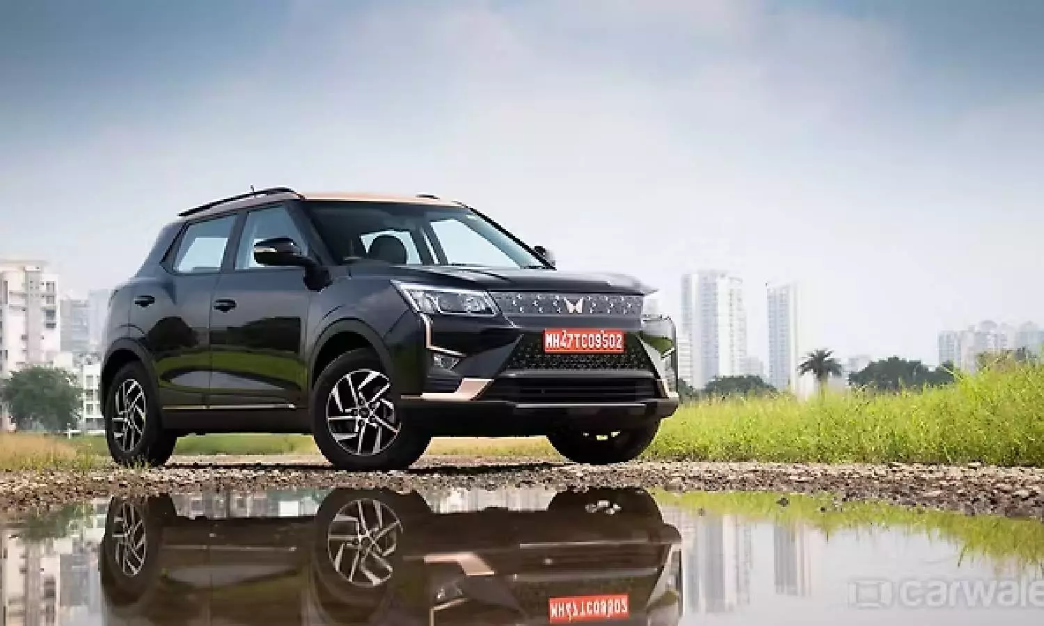 Mahindra XUV400 Mahindra XUV400