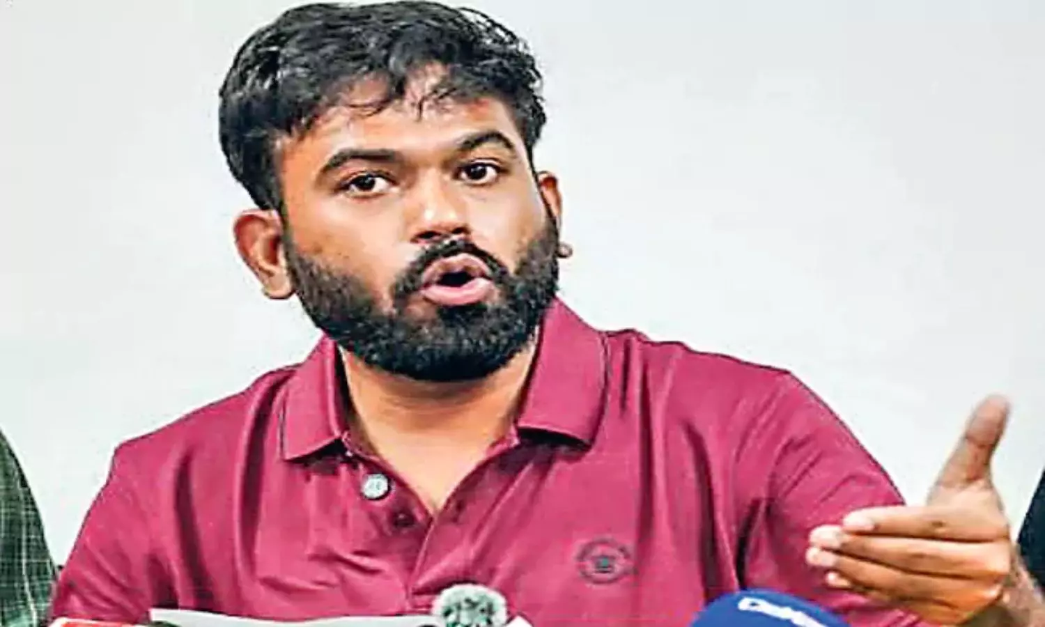 అక్రమాలు జరుగుతున్నాయంటూనే ఎన్నికల్లో ఎందుకు పోటీ చేస్తున్నారు?: ప్రతిపక్షాలను నిలదీసిన అభిజీత్ దీప్కే! అక్రమాలు జరుగుతున్నాయంటూనే ఎన్నికల్లో ఎందుకు పోటీ చేస్తున్నారు?: ప్రతిపక్షాలను నిలదీసిన అభిజీత్ దీప్కే!