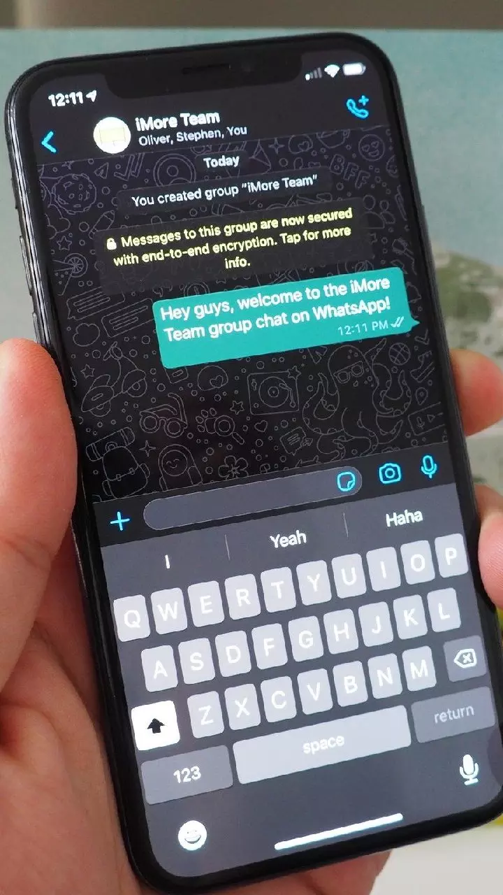 WhatsApp: వాట్సాప్ వాడుతున్నారా? ఈ తప్పు చేస్తే మీ అకౌంట్ బ్యాన్ కావడం ఖాయం WhatsApp: వాట్సాప్ వాడుతున్నారా? ఈ తప్పు చేస్తే మీ అకౌంట్ బ్యాన్ కావడం ఖాయం
