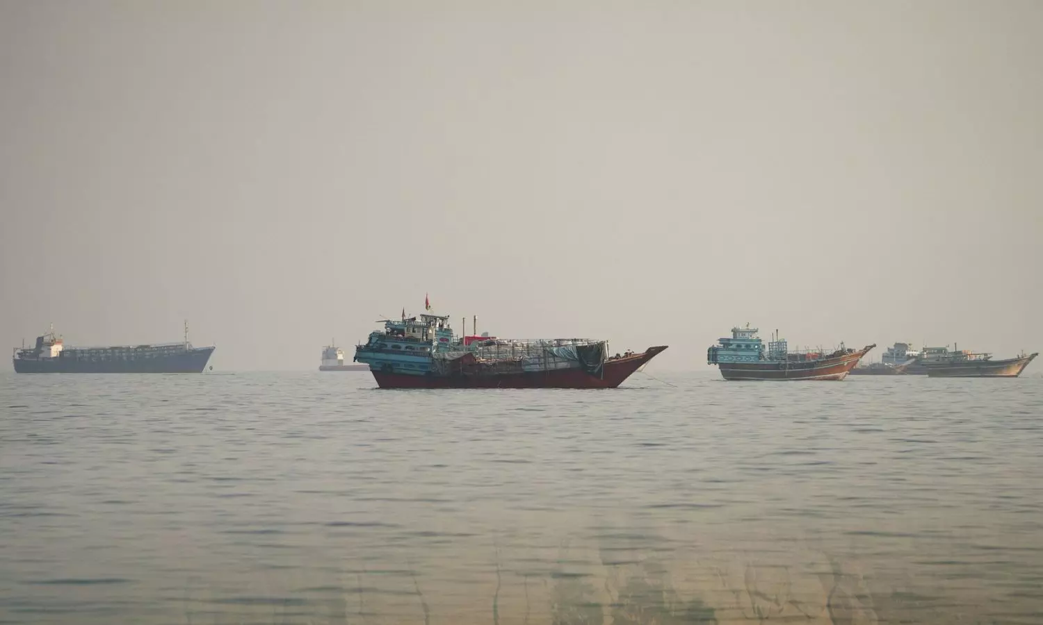Iran Strait of Hormuz: ఇరాన్ ప్లానేంటి? హోర్ముజ్ జలసంధిని ఆరోజే ఎందుకు తెరవాలనుకుంటోంది? Iran Strait of Hormuz: ఇరాన్ ప్లానేంటి? హోర్ముజ్ జలసంధిని ఆరోజే ఎందుకు తెరవాలనుకుంటోంది?