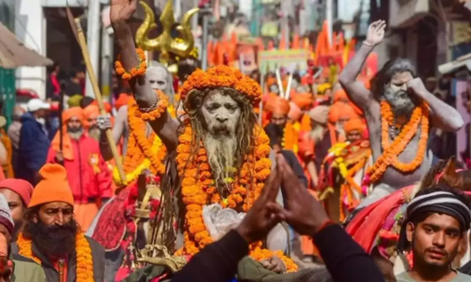 Naga Sadhus: ఎవరికీ తెలయని రహస్యం...కుంభమేళ తరువాత నాగా సాధువులు ఏం చేస్తారో తెలుసా? Naga Sadhus: ఎవరికీ తెలయని రహస్యం...కుంభమేళ తరువాత నాగా సాధువులు ఏం చేస్తారో తెలుసా?