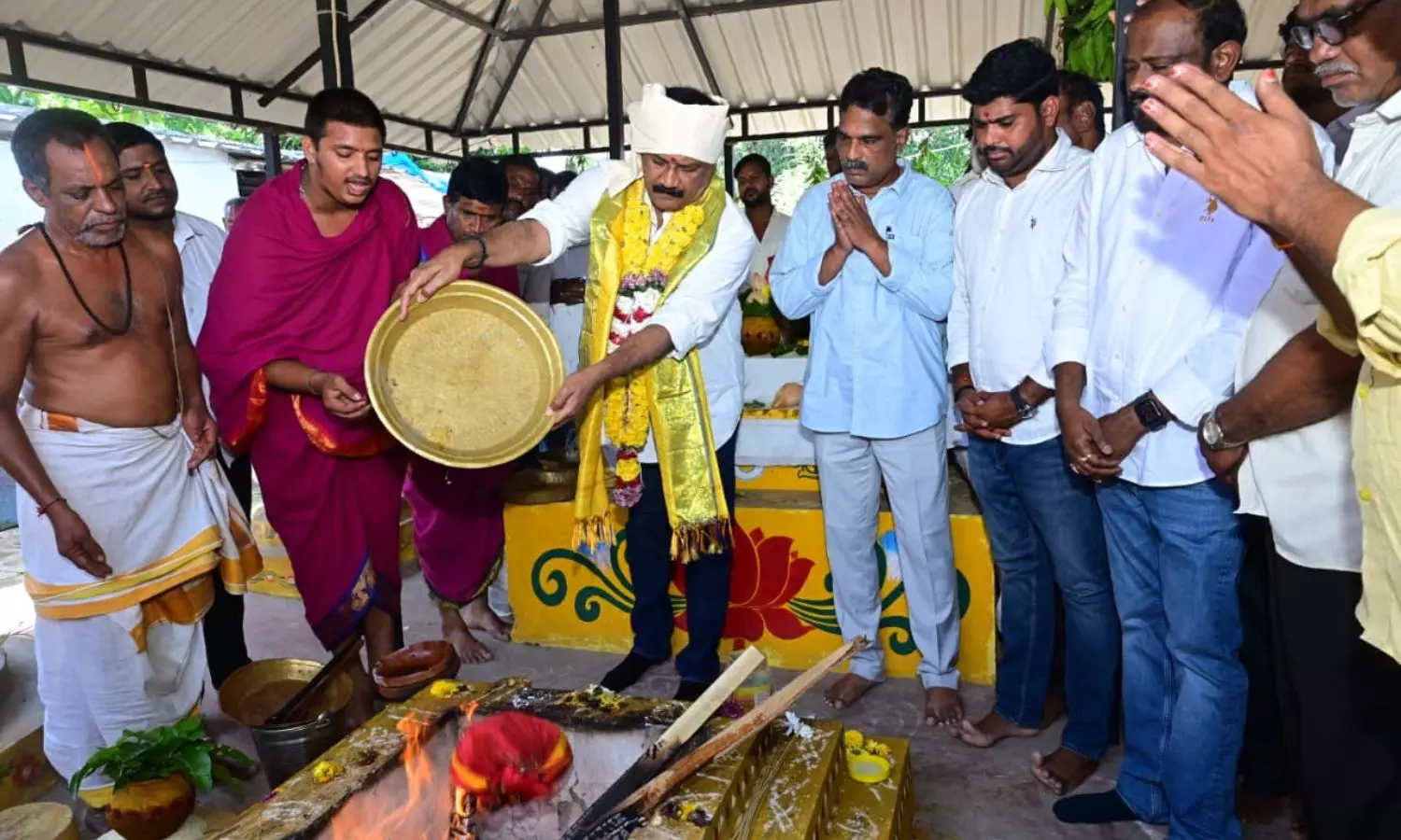 Padmanabham