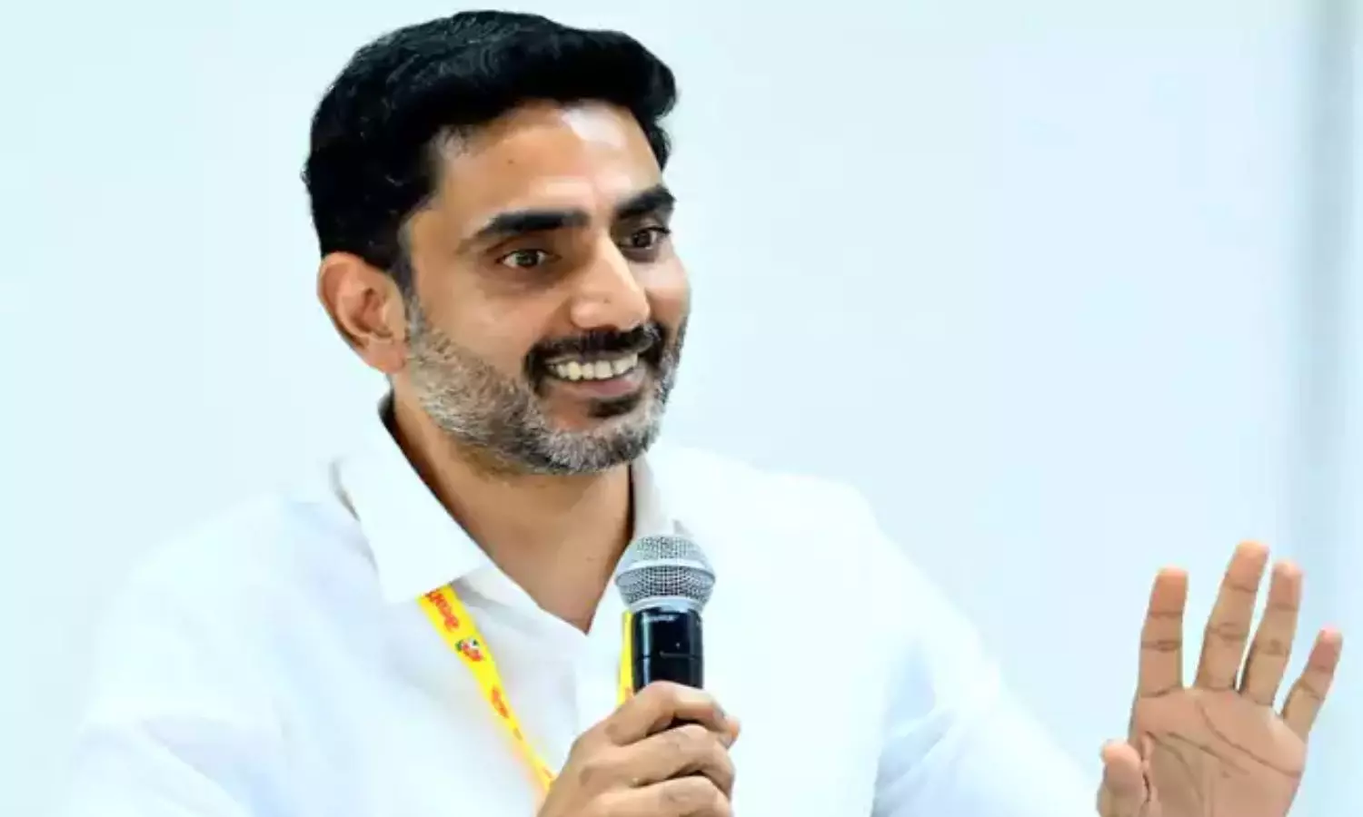Nara Lokesh: ఉపాధ్యాయ నిరుద్యోగులకు ఏపీ ప్రభుత్వం గుడ్‌న్యూస్.. 2,721 పోస్టులతో డీఎస్సీ-2026 ప్రాథమిక నోటిఫికేషన్ విడుదల!